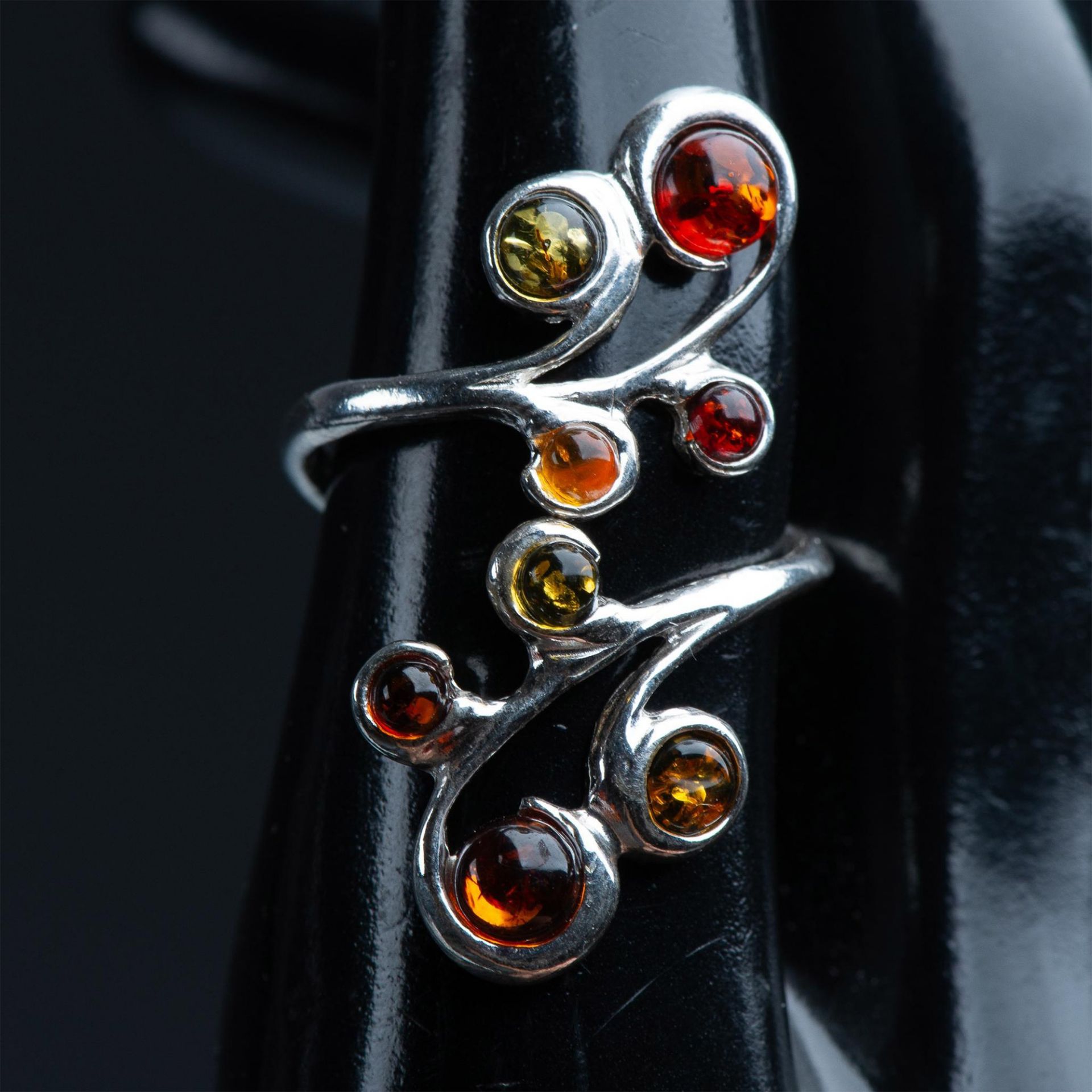 Exquisite Sterling Silver & Multi-Color Amber Ring - Image 4 of 4