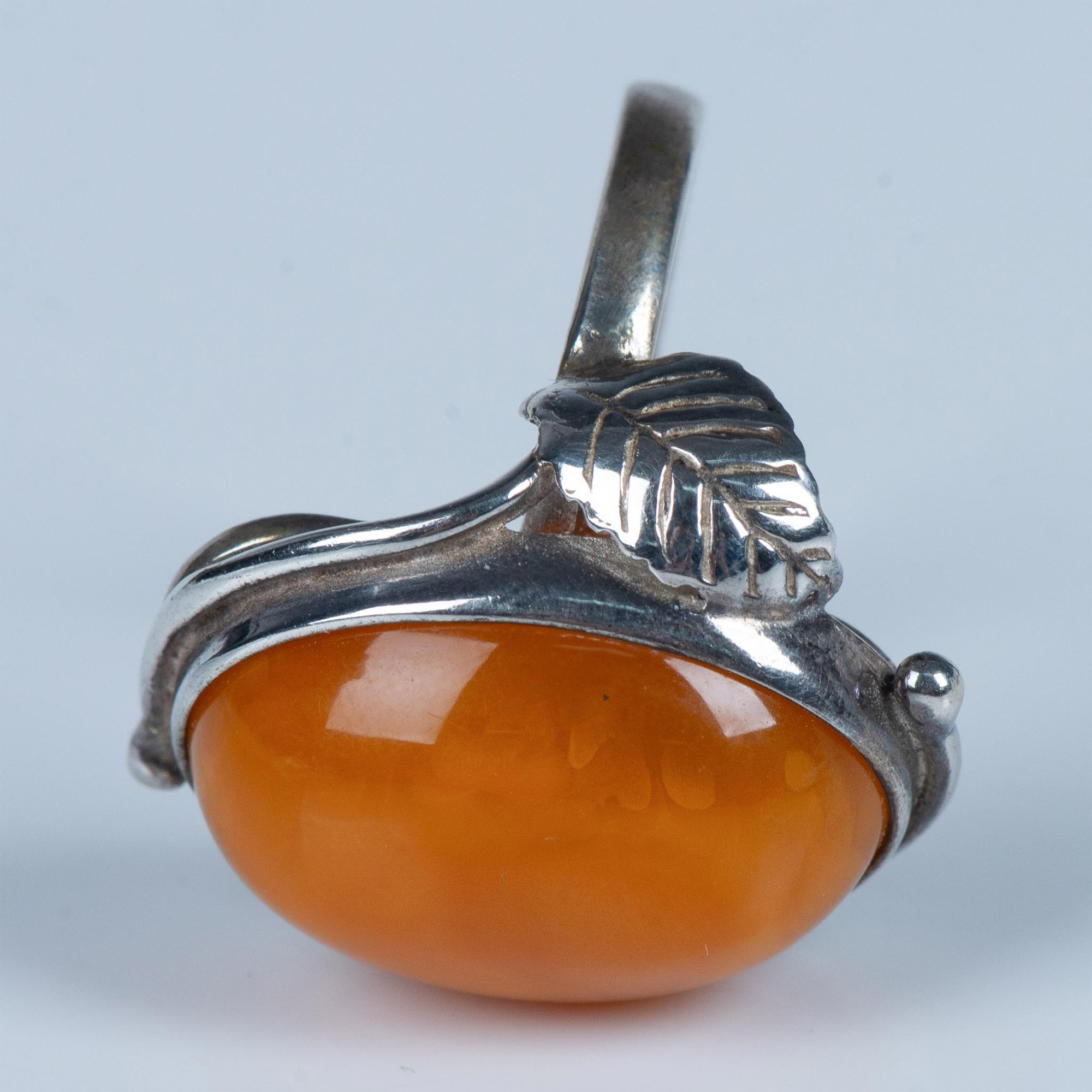 Gorgeous Baltic Amber & Sterling Silver Ring