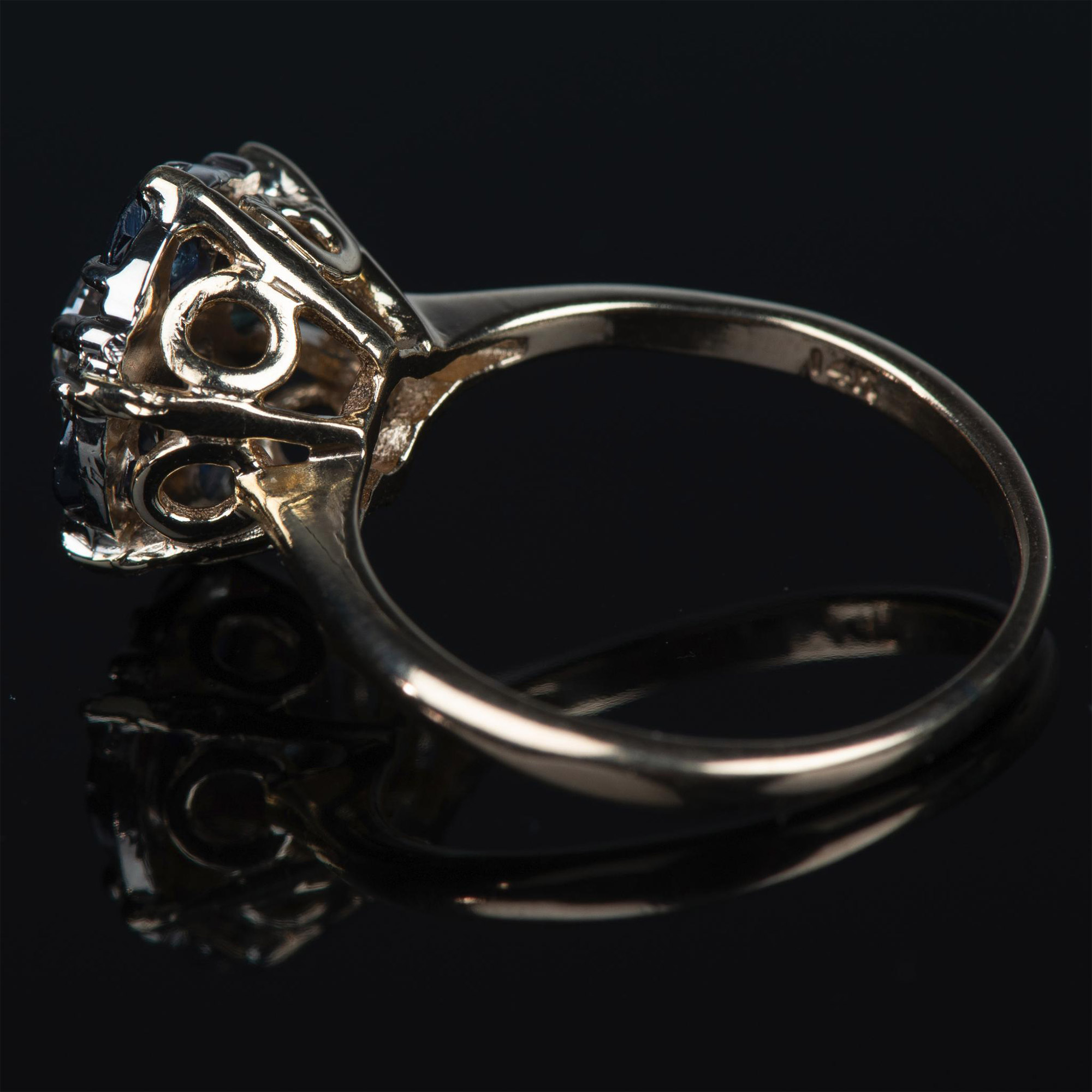 Elegant Two-Tone 14K Gold, Sapphire & Diamond Ring - Image 7 of 9