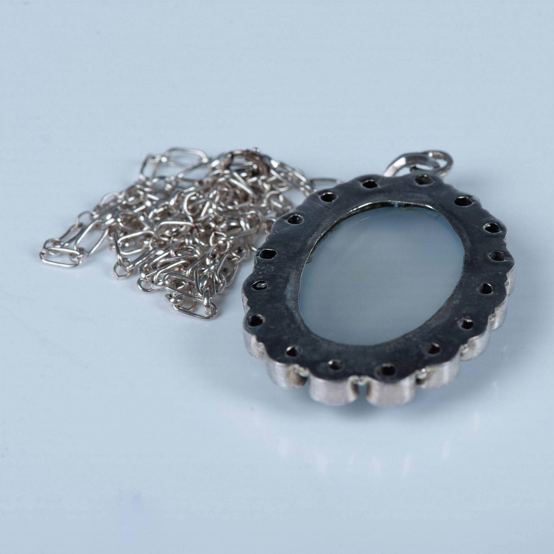 Vintage Sterling Silver, Moonstone & Garnet Pendant Necklace - Image 6 of 7