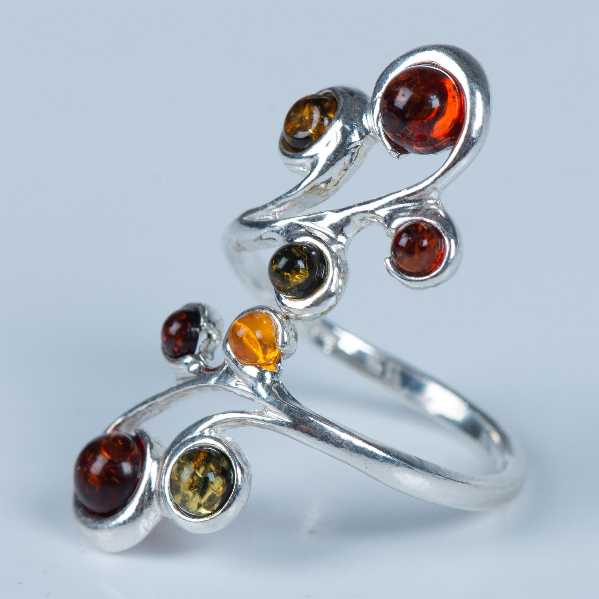 Exquisite Sterling Silver & Multi-Color Amber Ring - Image 2 of 4