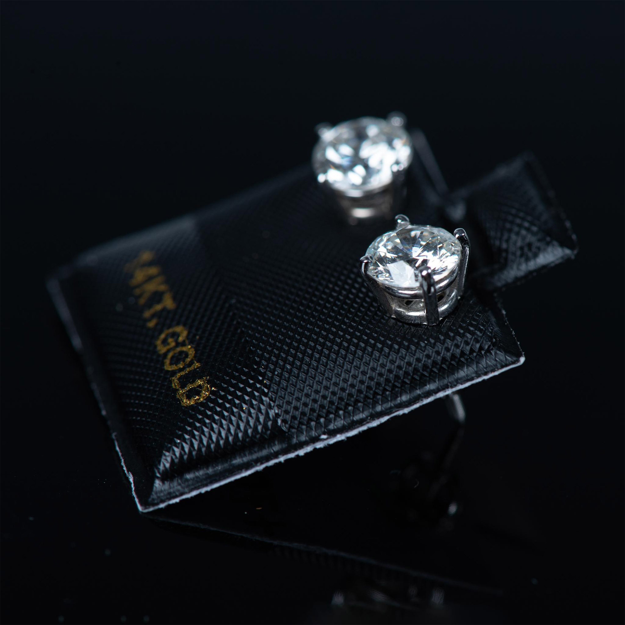 Beautiful 14K White Gold and Lab Diamond Earrings - Image 2 of 3
