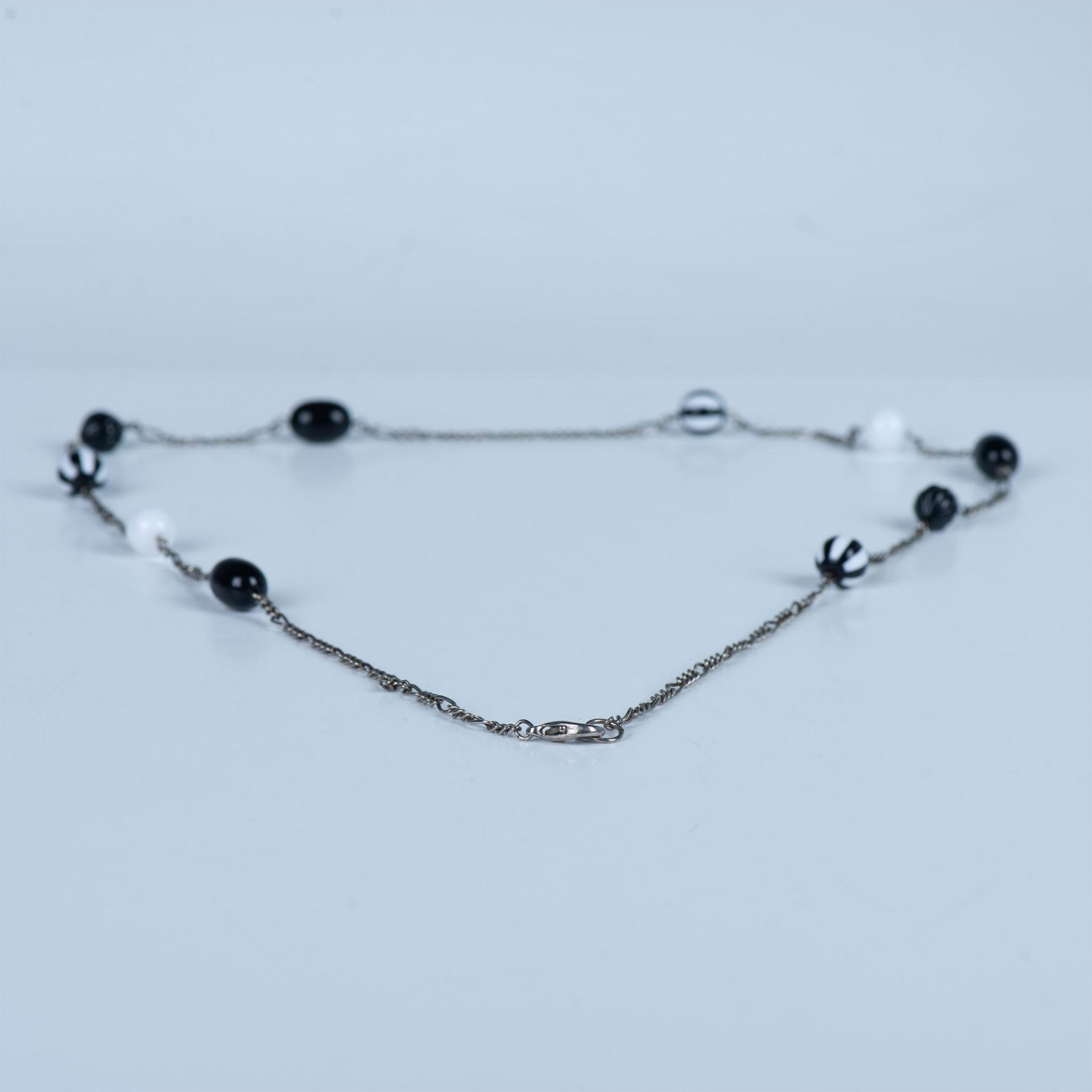 Cute Silver Metal Black & White Beads Necklace - Image 3 of 3