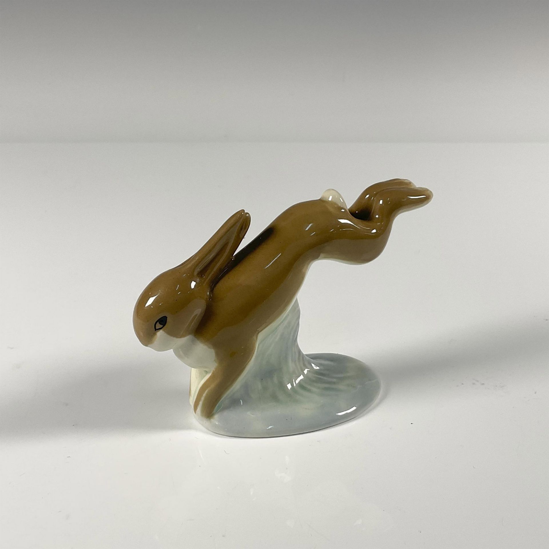 Midminter Porcelain Figurine, Leaping Rabbit