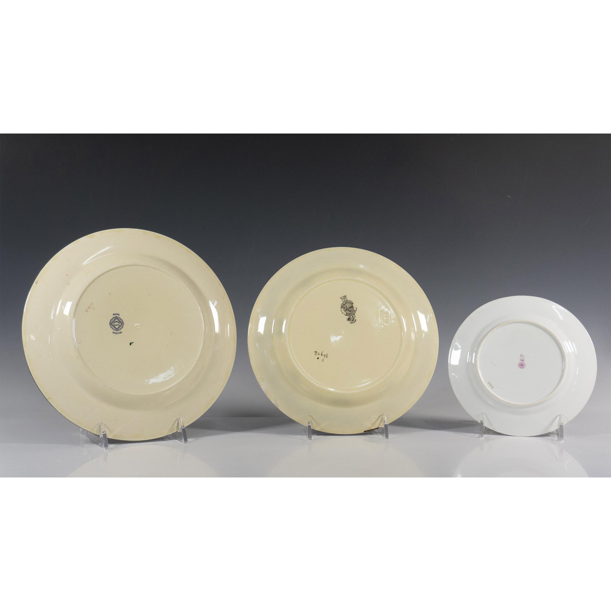 3pc Royal Doulton Series Ware Plates - Image 2 of 3