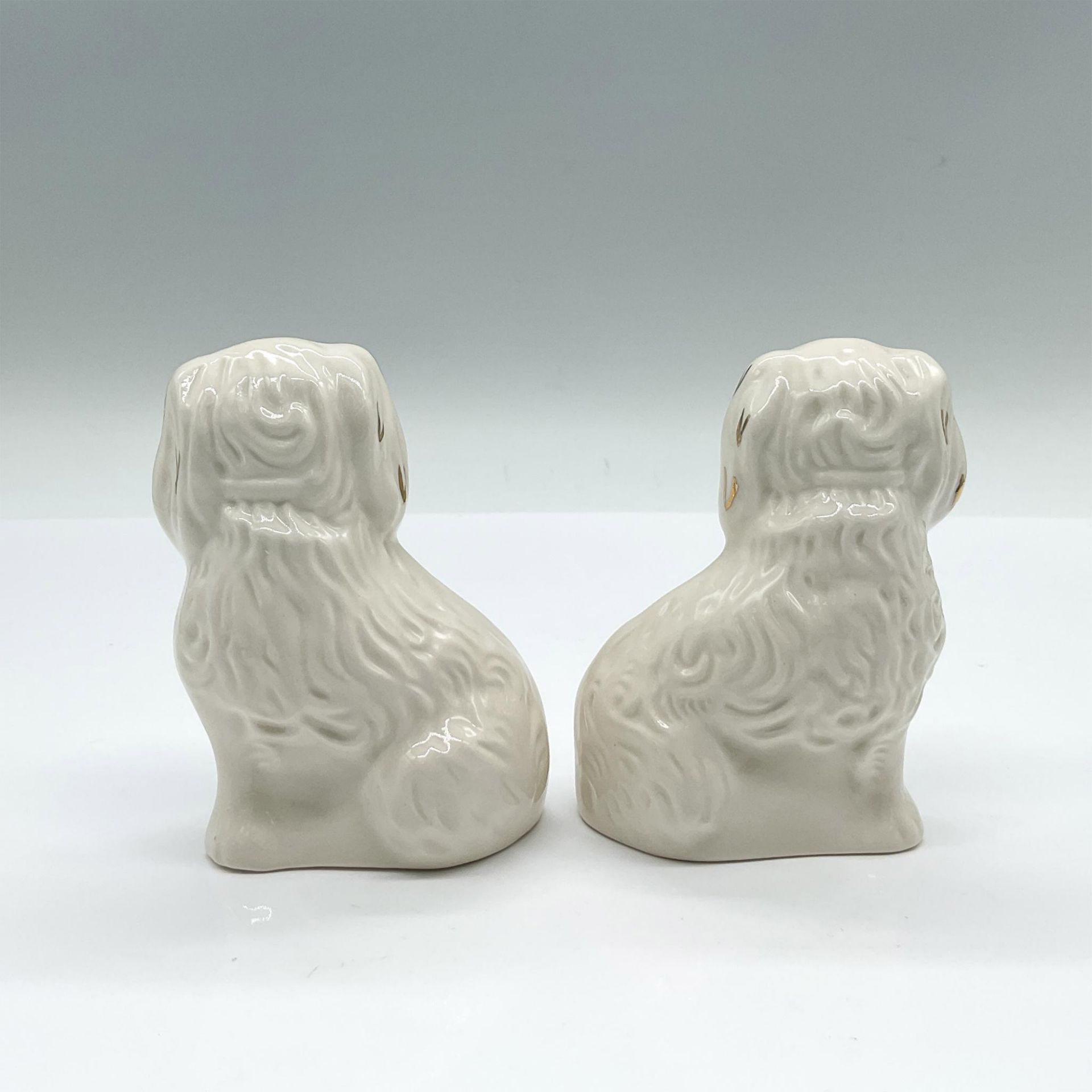 Pair of Royal Doulton Figurines, Old English Dogs DA 97/98 - Bild 2 aus 3