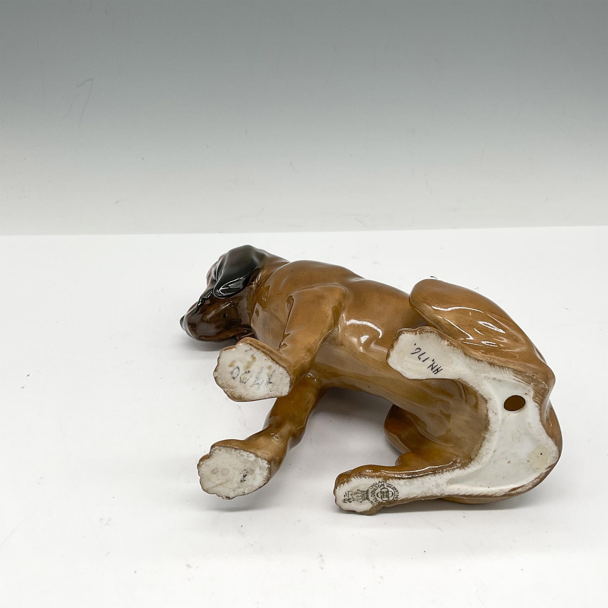 Bloodhound - HN176 - Royal Doulton Animal Figurine - Image 4 of 4