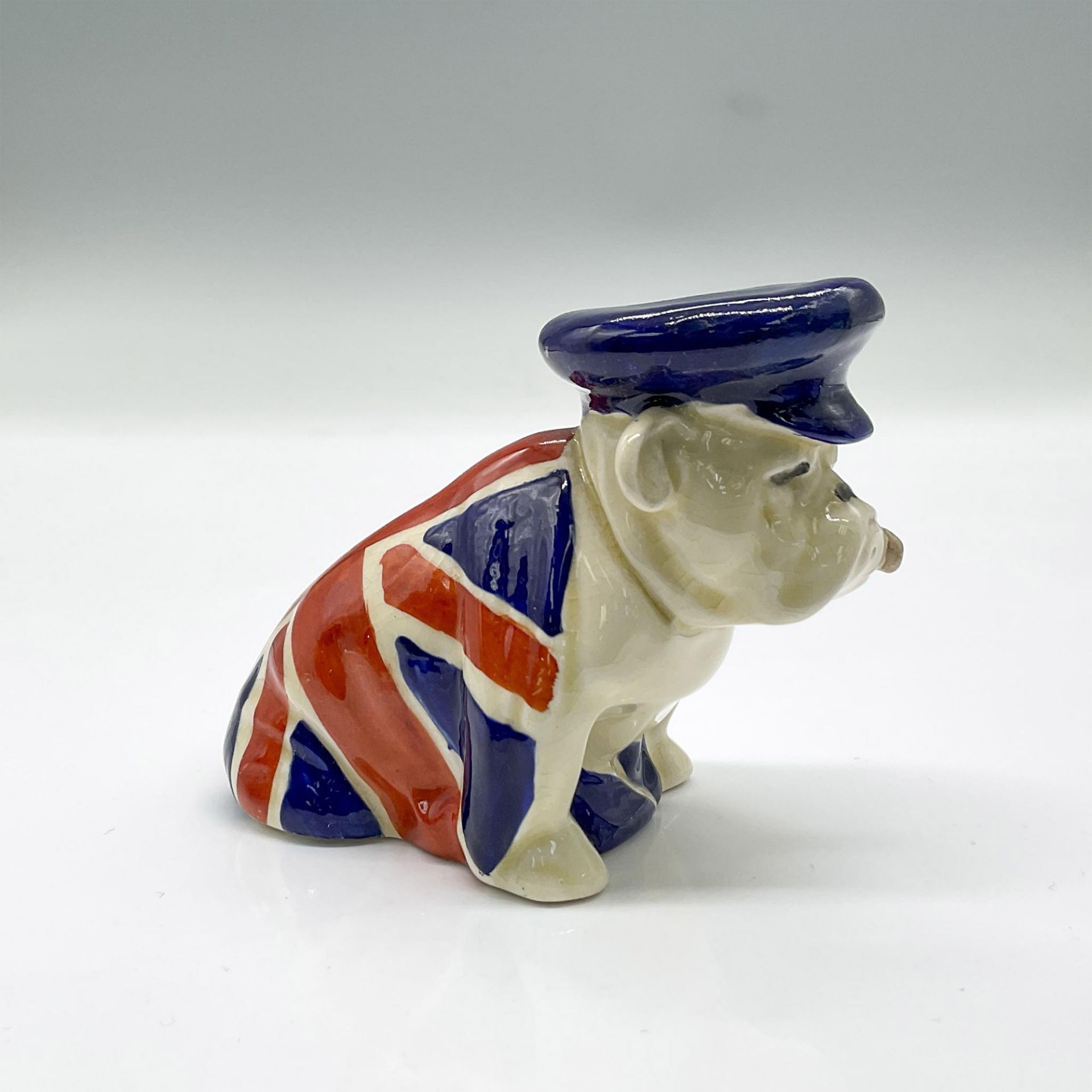 Bulldog With Trinity Cap - D6183 - Royal Doulton Animal Figurine - Bild 2 aus 4