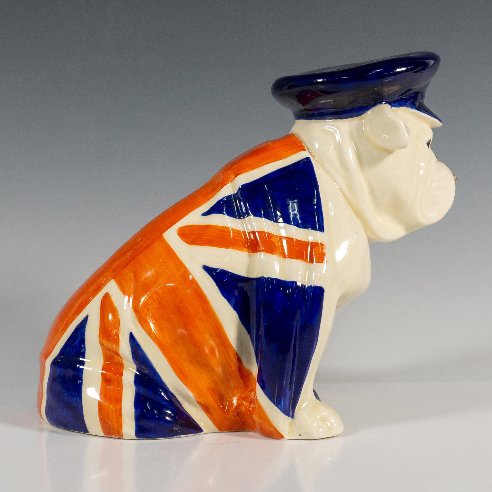 Union Jack Bulldog Trinity Hat - D6181 - Royal Doulton Animal Figurine - Image 4 of 5
