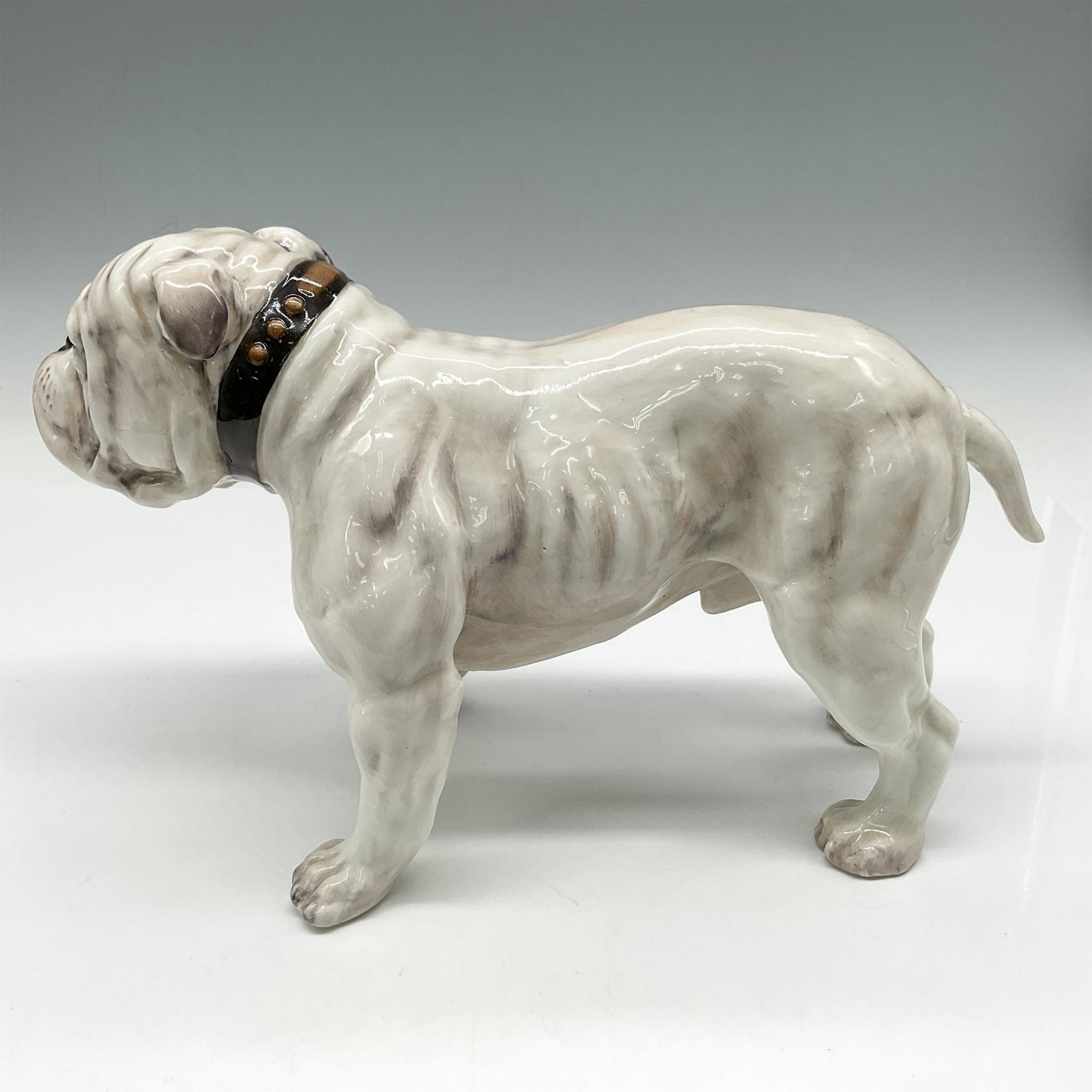 Large Standing Bulldog - HN1072 - Royal Doulton Animal Figurine - Image 2 of 4