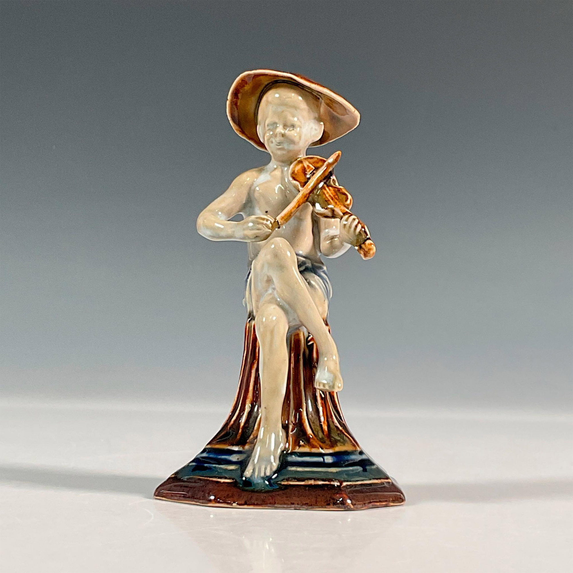 Doulton Lambeth George Tinworth Menu Holder, Boy Musician