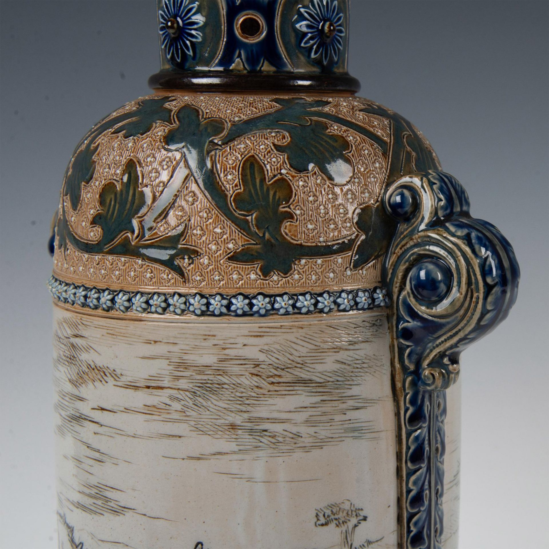 Doulton Lambeth Hannah Barlow Stoneware Vase - Bild 4 aus 7