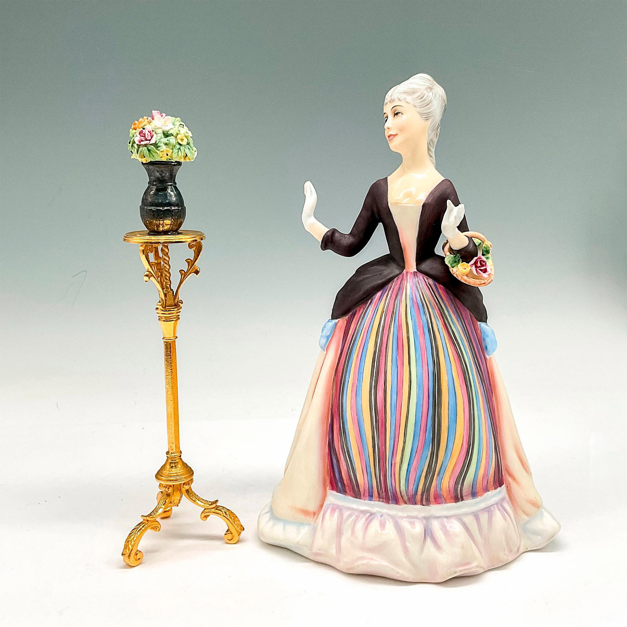 Flower Arranging HN3040 - Royal Doulton Figurine