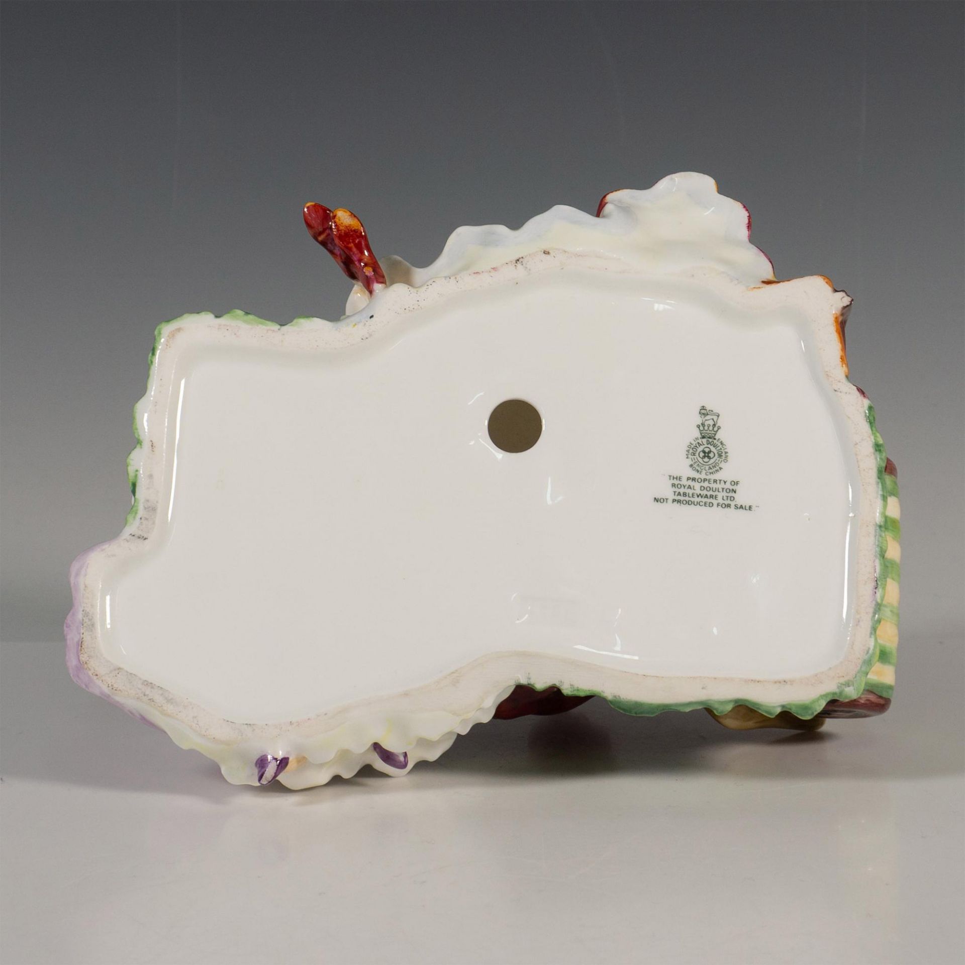 Love Letter HN2149, Prototype Colorway - Royal Doulton Figurine - Image 4 of 4