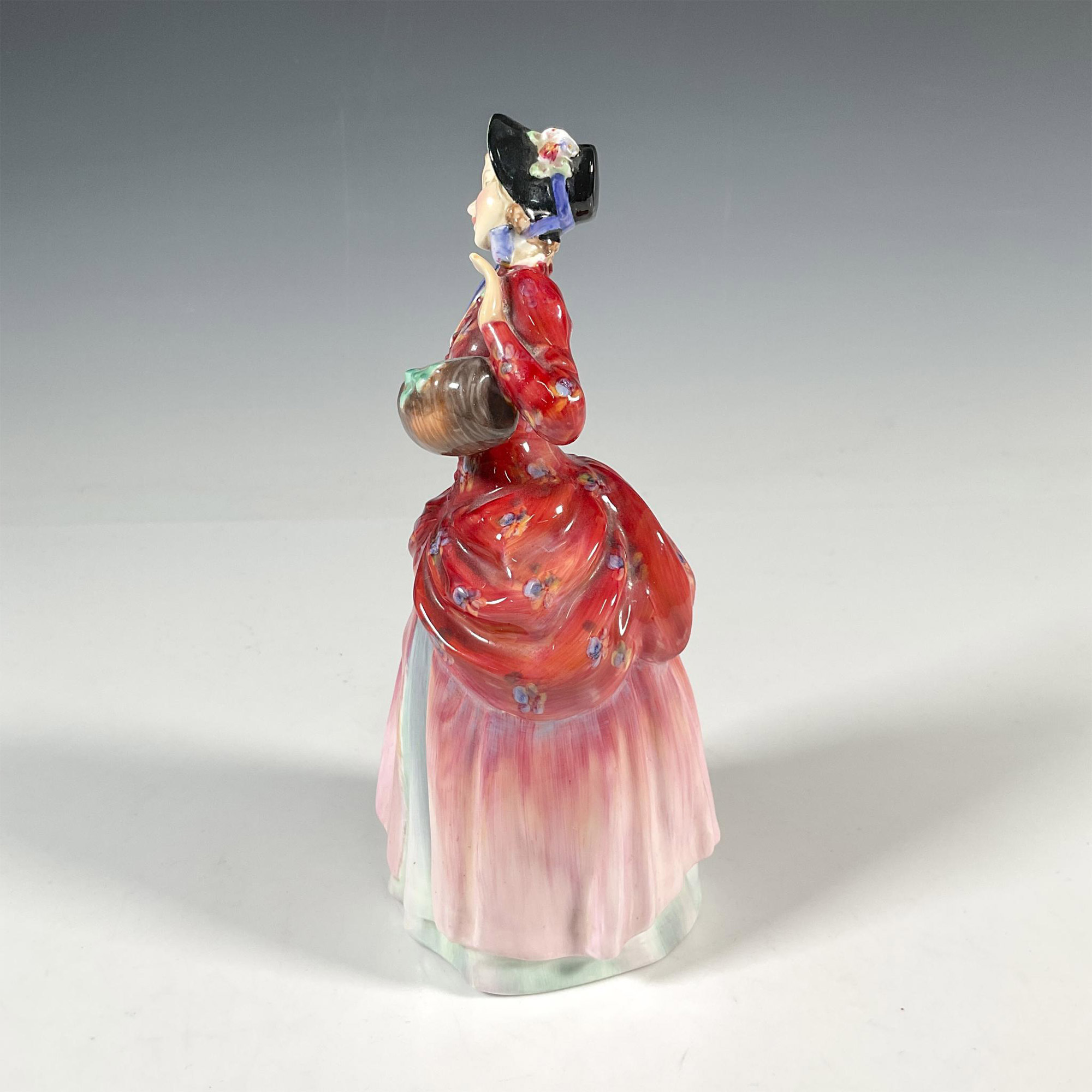 Rowena HN2077 - Royal Doulton Figurine - Image 4 of 5