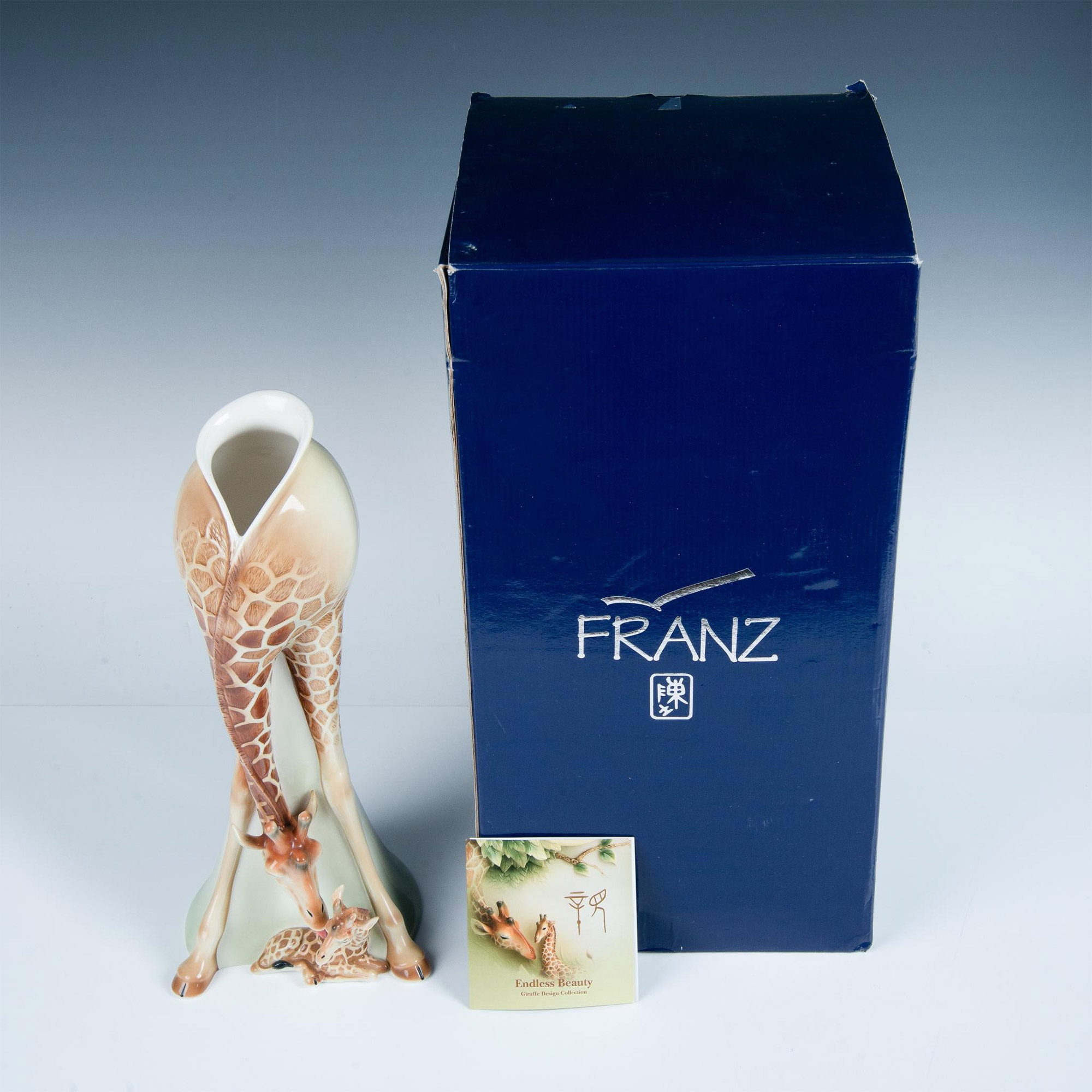 Franz Collection Porcelain Endless Beauty Vase, FZ00233 - Image 2 of 7