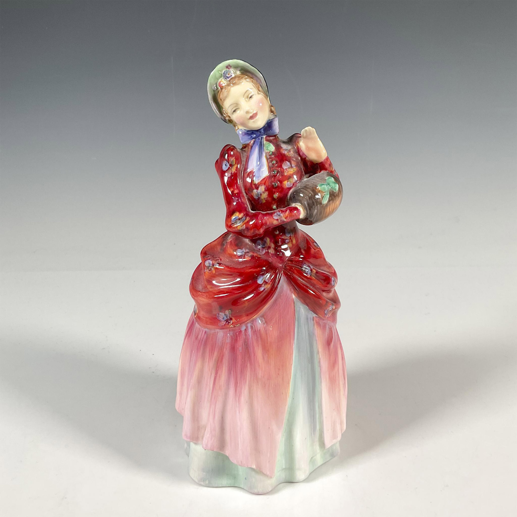 Rowena HN2077 - Royal Doulton Figurine