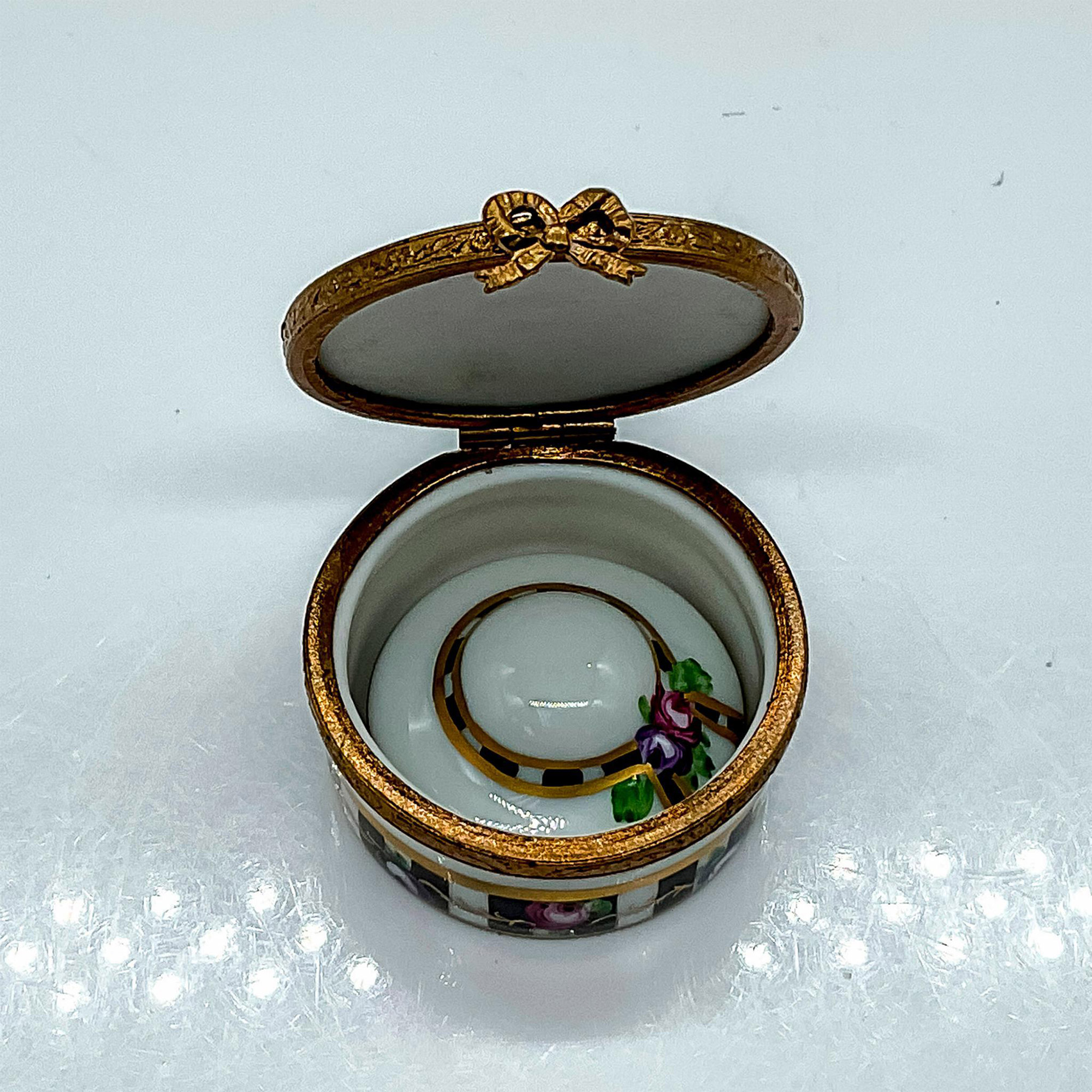 Limoges JD Porcelain Gilt Floral Hat Box - Image 2 of 3