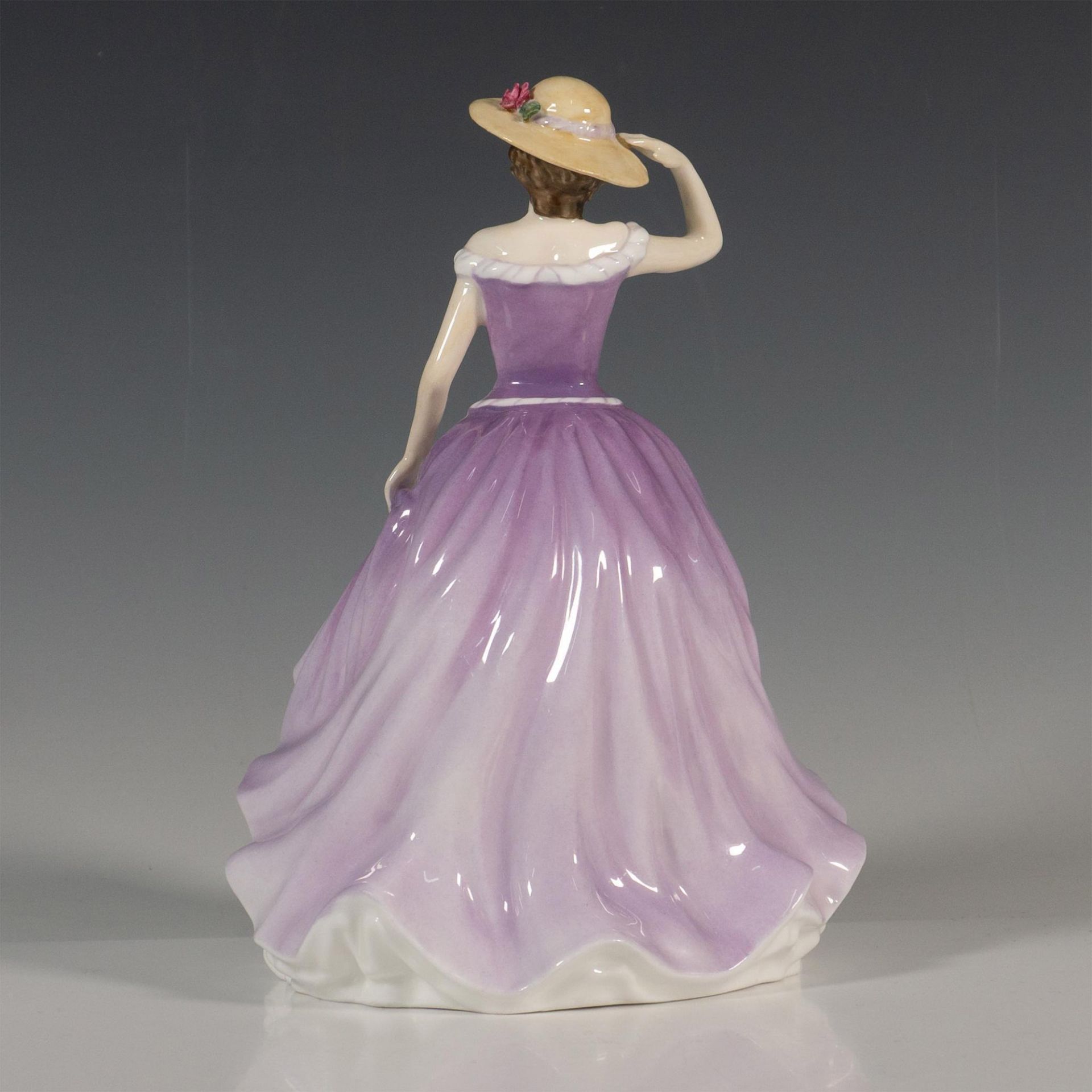 Sandra HN4668 - Royal Doulton Figurine - Bild 3 aus 4