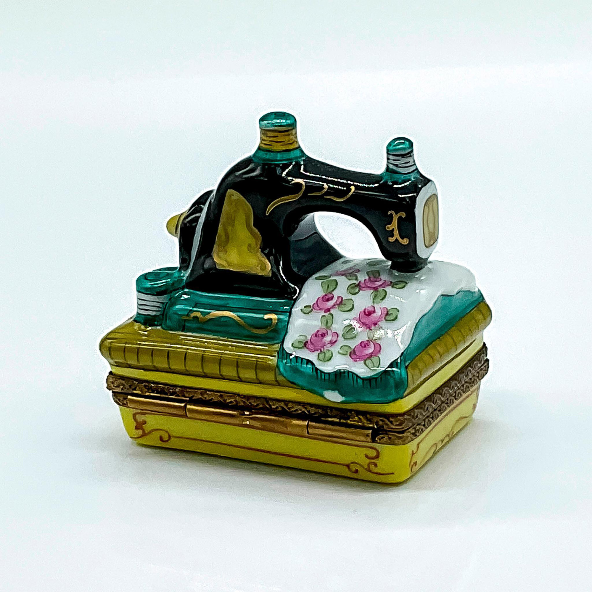 Limoges A.L. Porcelain Sewing Machine Box - Image 2 of 4