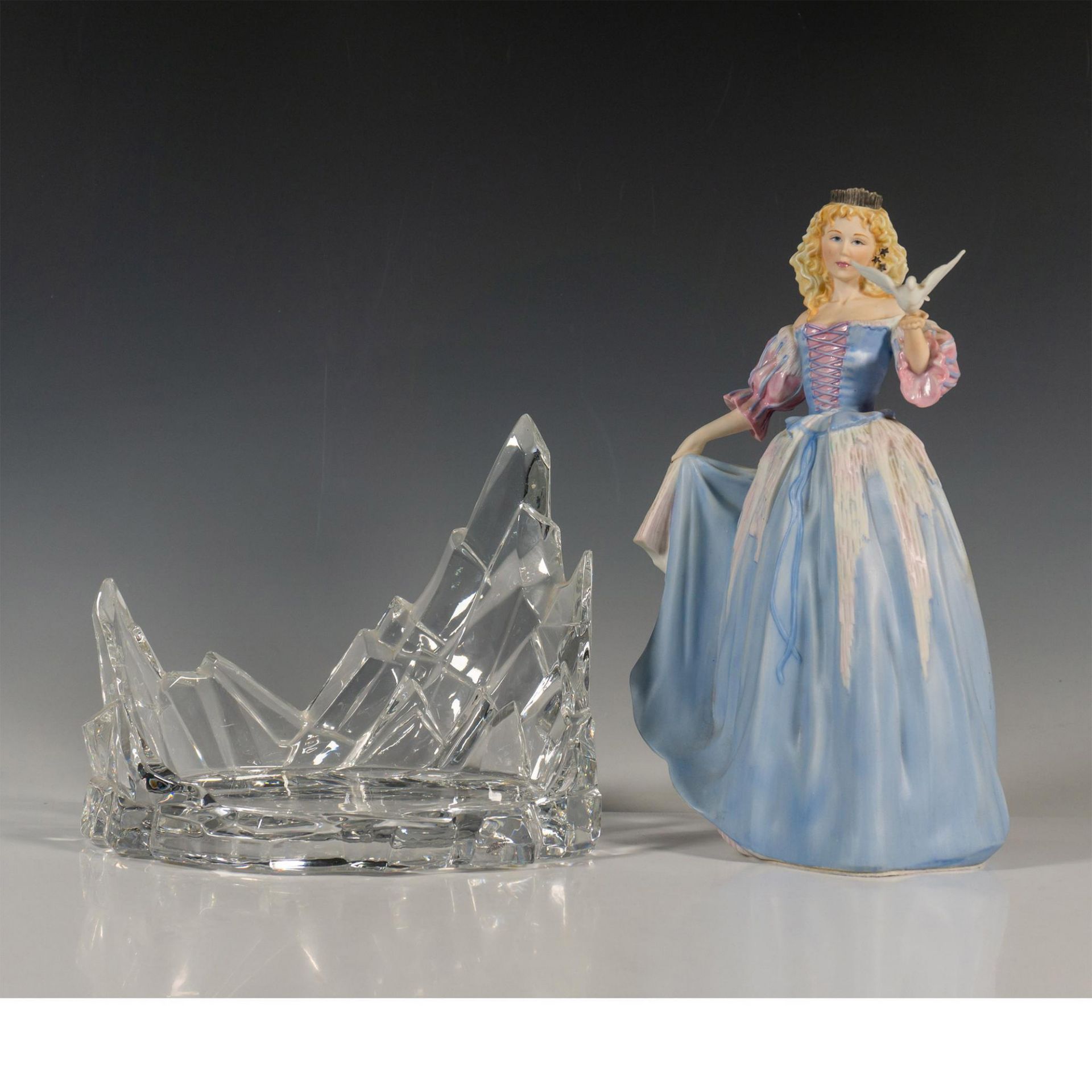 2pc House of Faberge Figurine, Princess Of The Ice Palace - Image 2 of 6