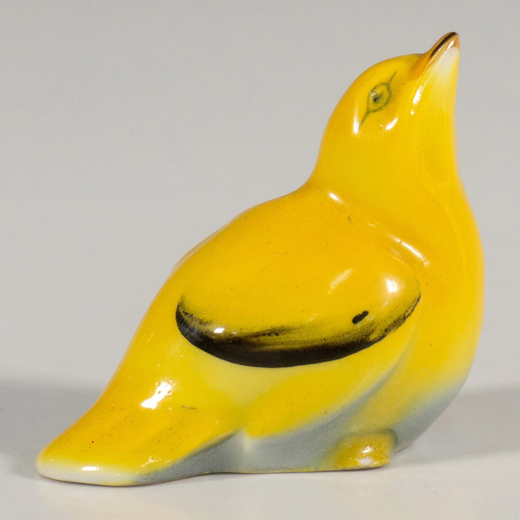 Royal Doulton Porcelain Bird Figurine, Fledgling HN145C - Image 4 of 5
