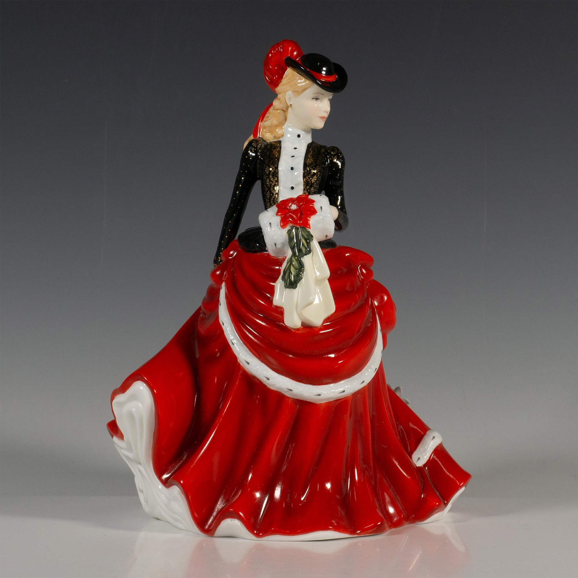 Holly HN5846 - Royal Doulton Figurine