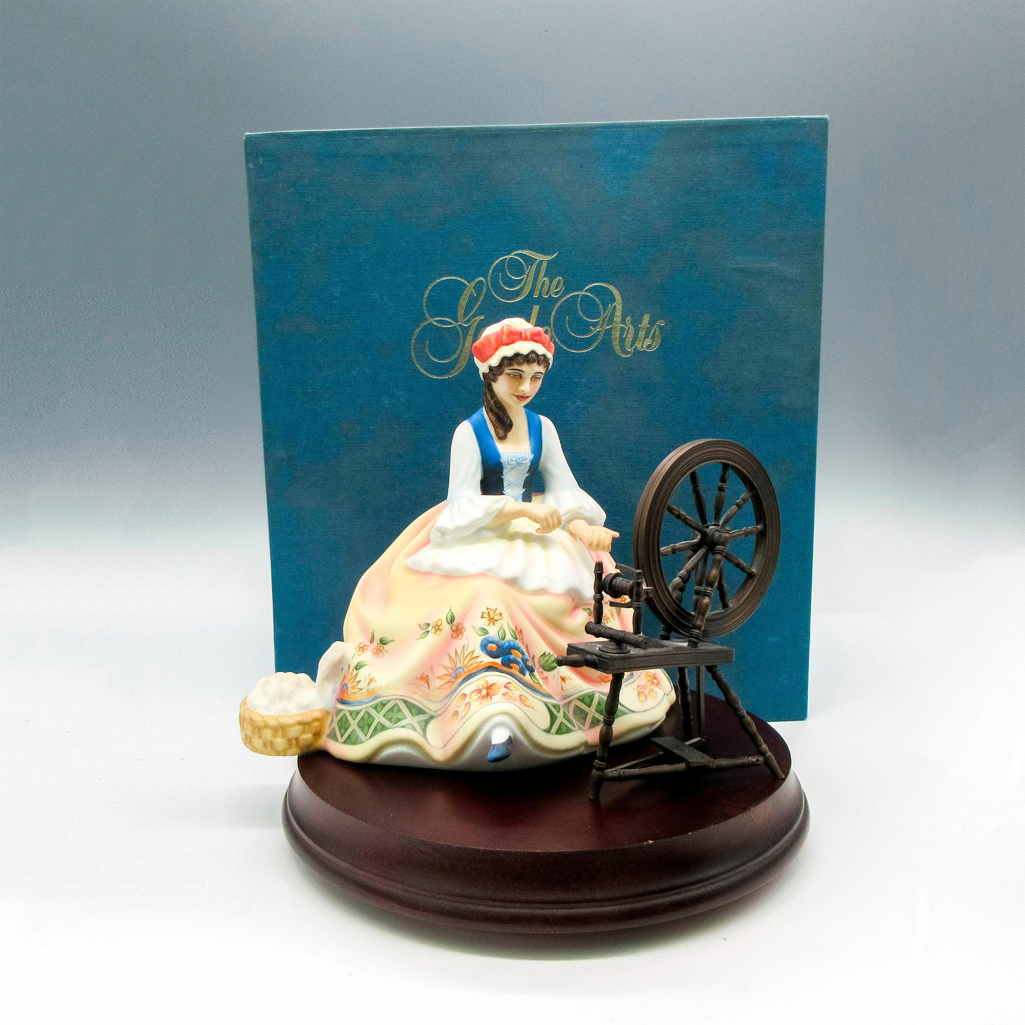 Spinning HN2390 - Royal Doulton Figurine - Image 4 of 4