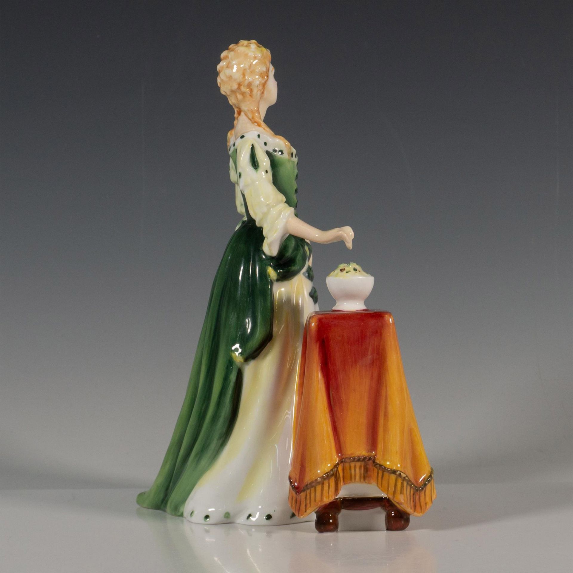 Queen Mary II HN4474 Prototype - Royal Doulton Figurine - Image 3 of 5