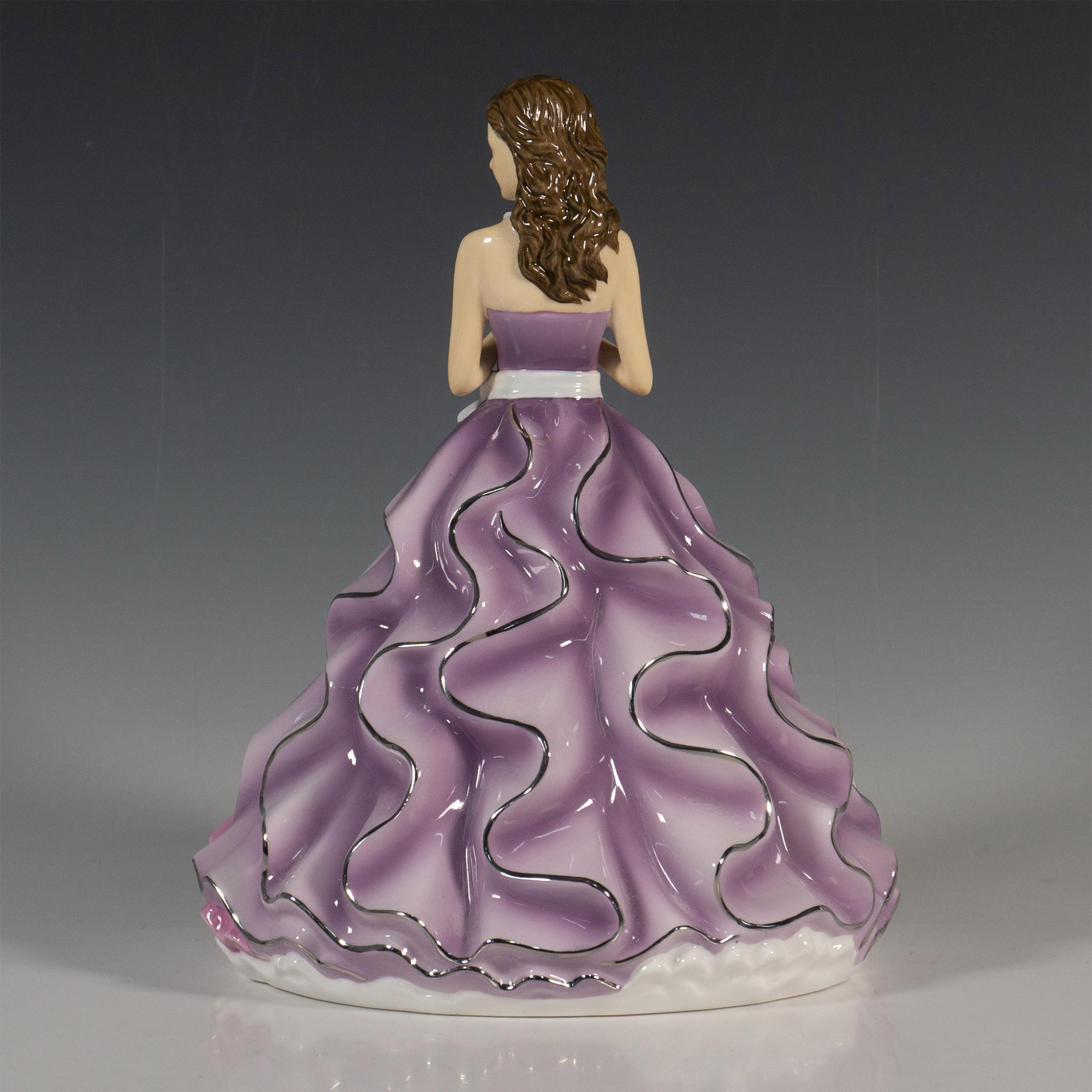 Violet HN5919 - Royal Doulton Figurine - Image 4 of 5