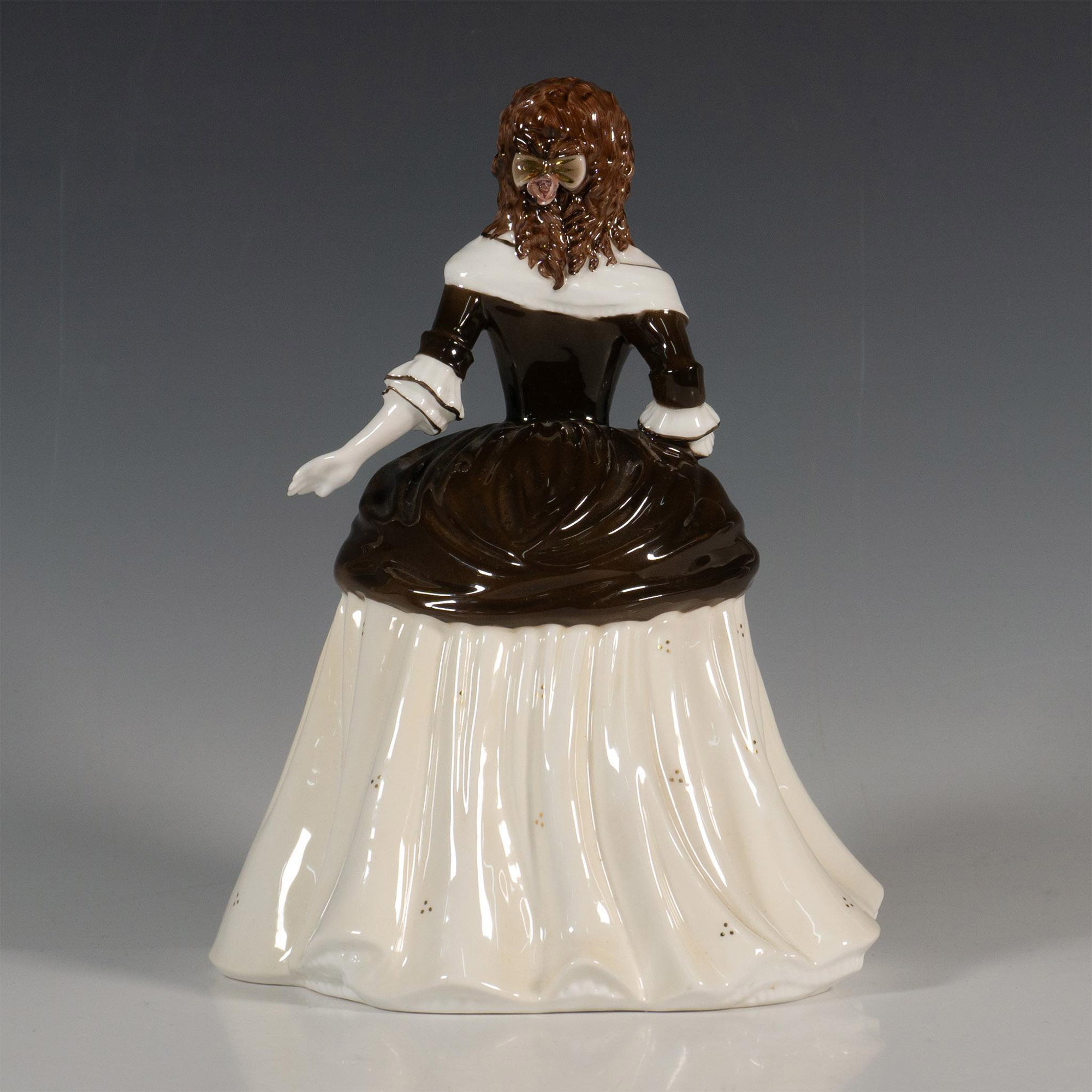 Coalport Porcelain Figurine, Literary Heroines, Moll - Image 4 of 5