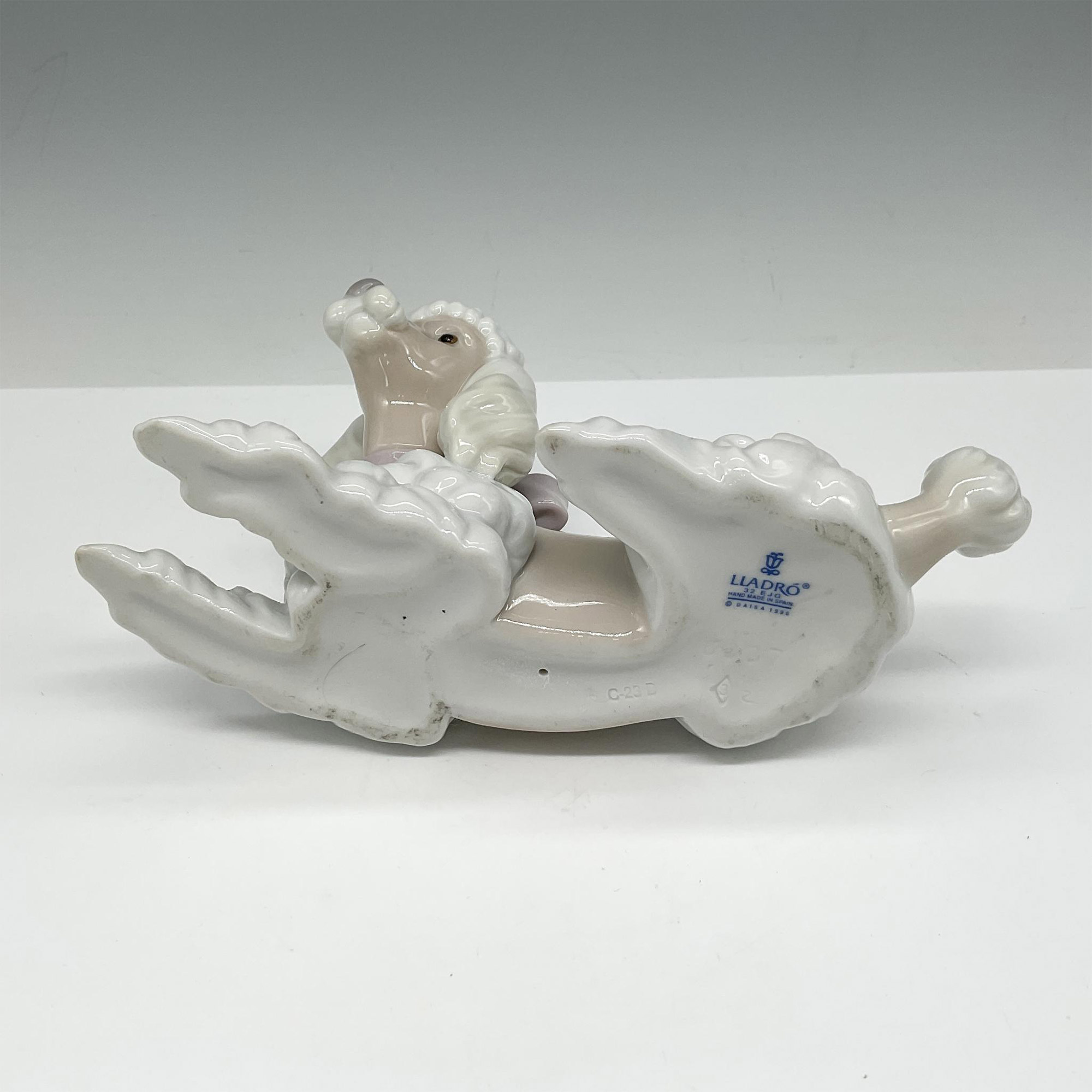 Lladro Porcelain Figurine, Sitting Poodle 1006337 - Image 3 of 3