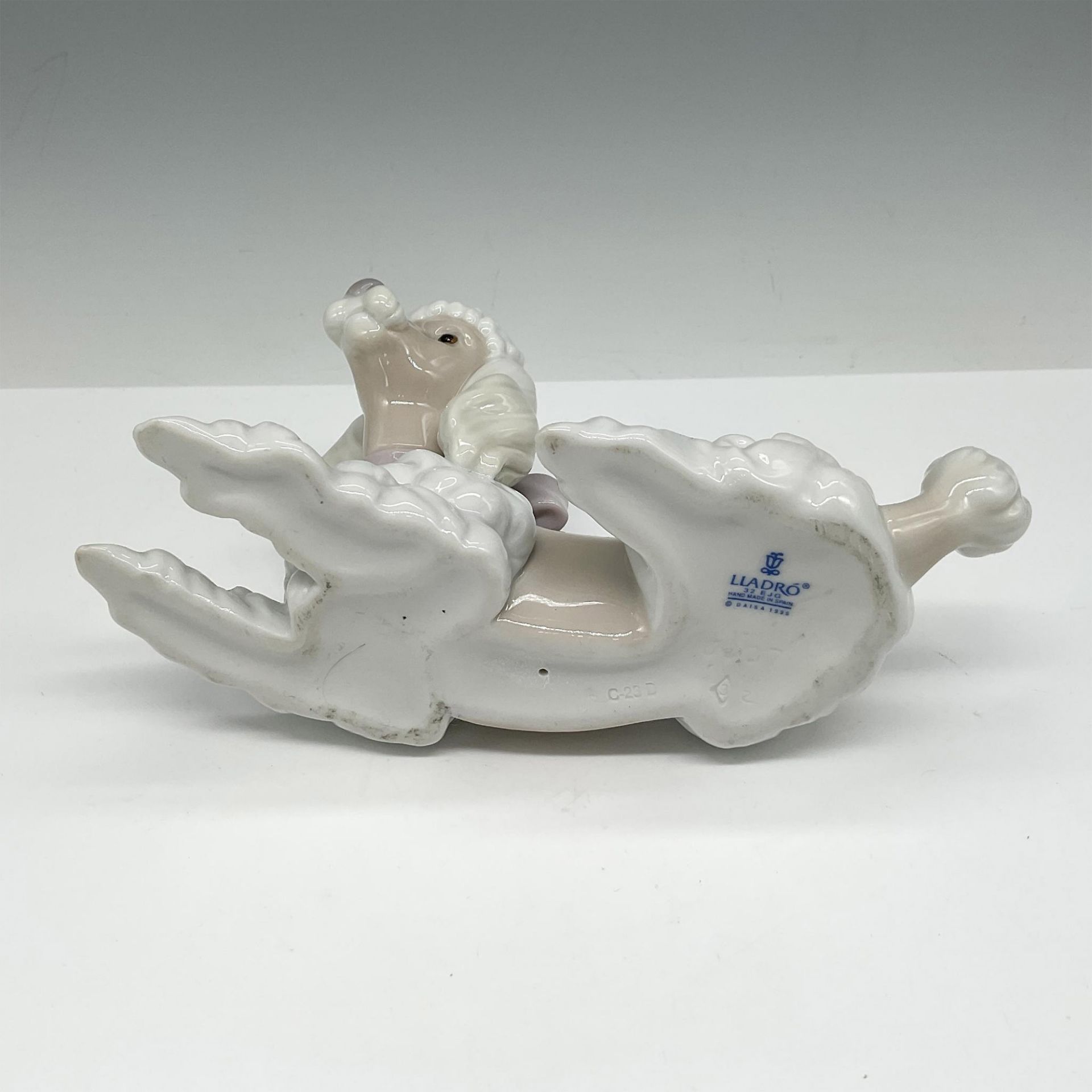 Lladro Porcelain Figurine, Sitting Poodle 1006337 - Bild 3 aus 3