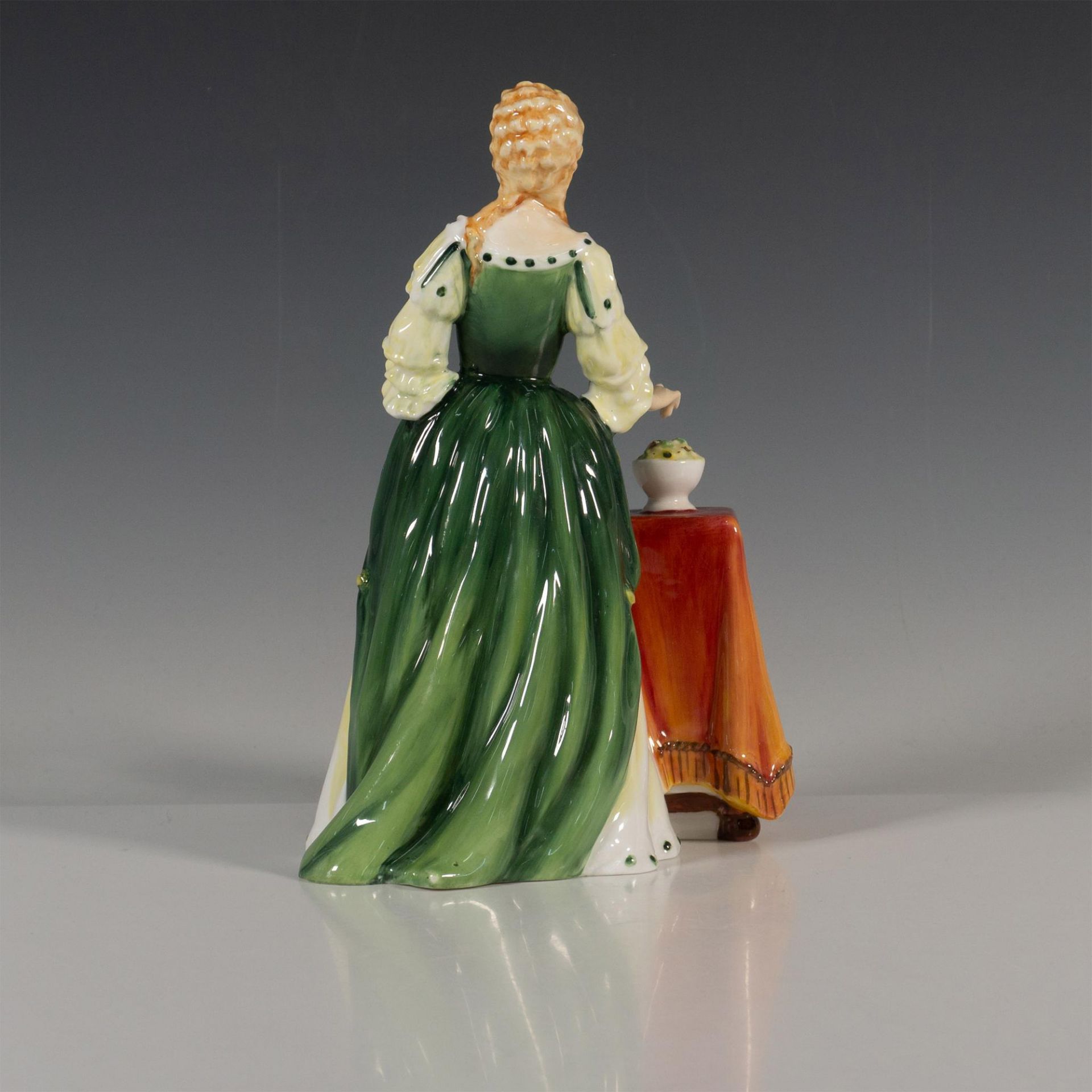 Queen Mary II HN4474 Prototype - Royal Doulton Figurine - Image 4 of 5