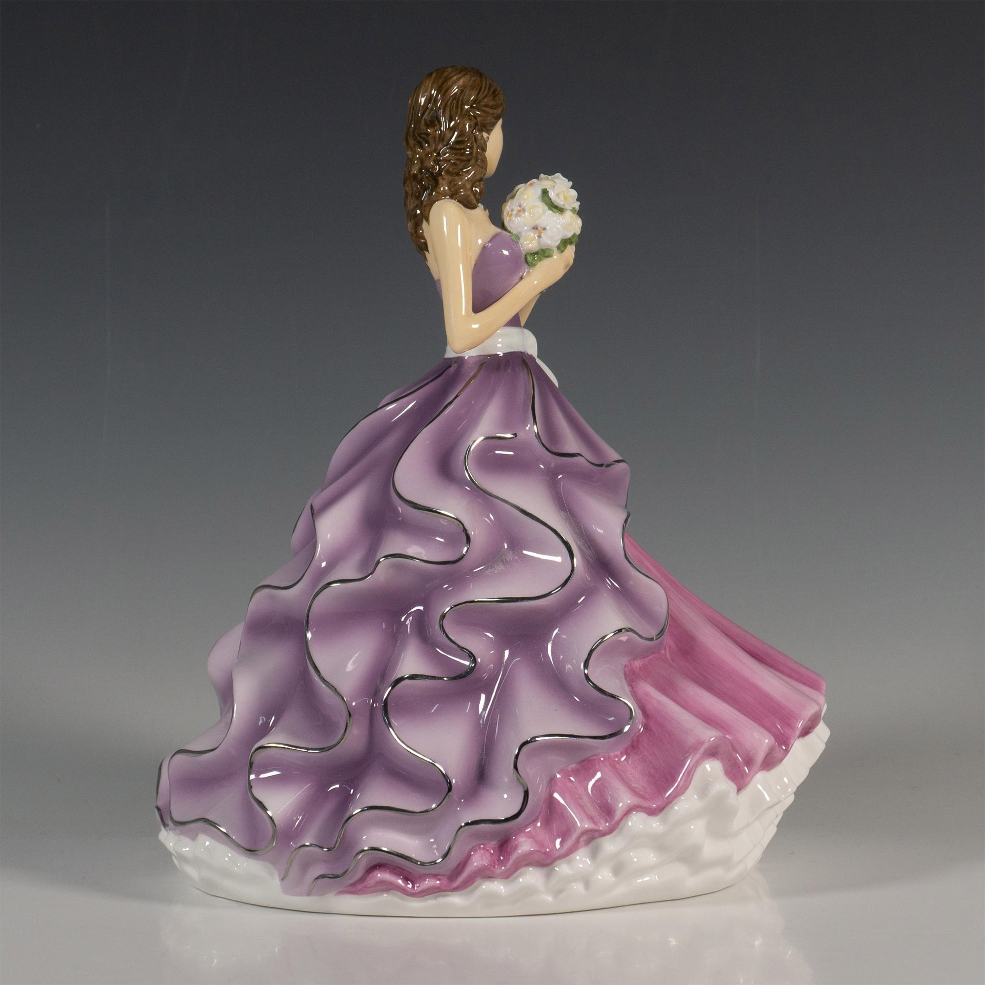 Violet HN5919 - Royal Doulton Figurine - Image 3 of 5