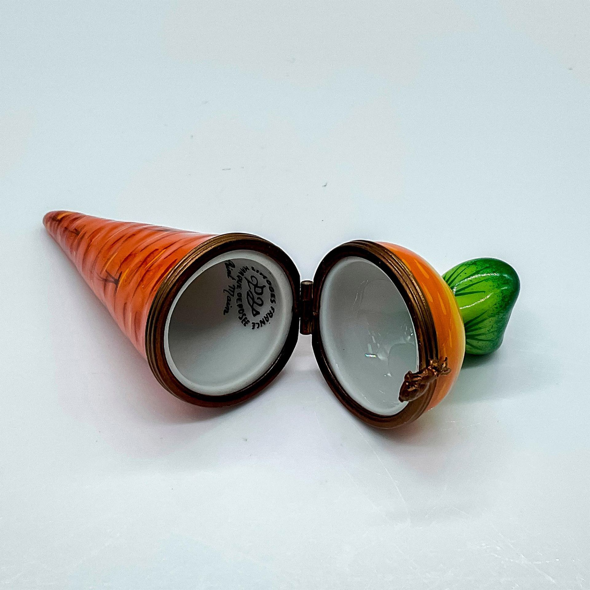 Limoges PV Porcelain Carrot Box - Image 2 of 2