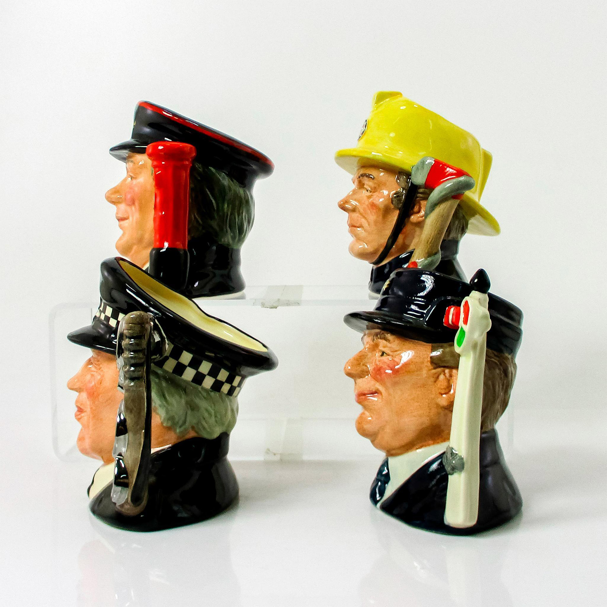 4pc Royal Doulton Small Character Jug Set, Journey through Britain - Image 3 of 6