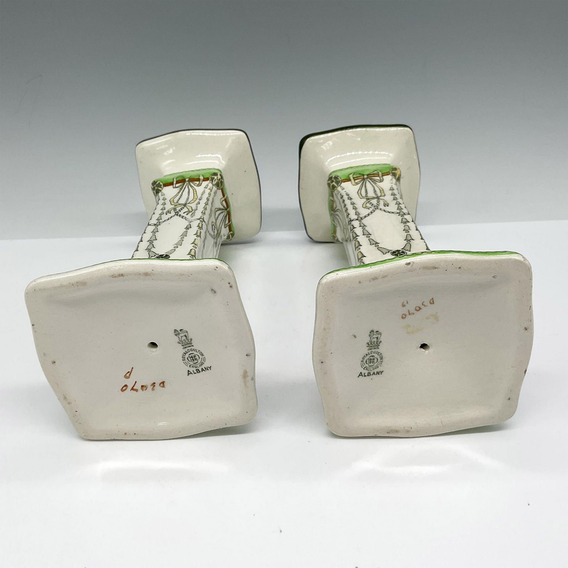 Pair of Royal Doulton Porcelain Candle Holders, Albany D3070 - Bild 3 aus 3