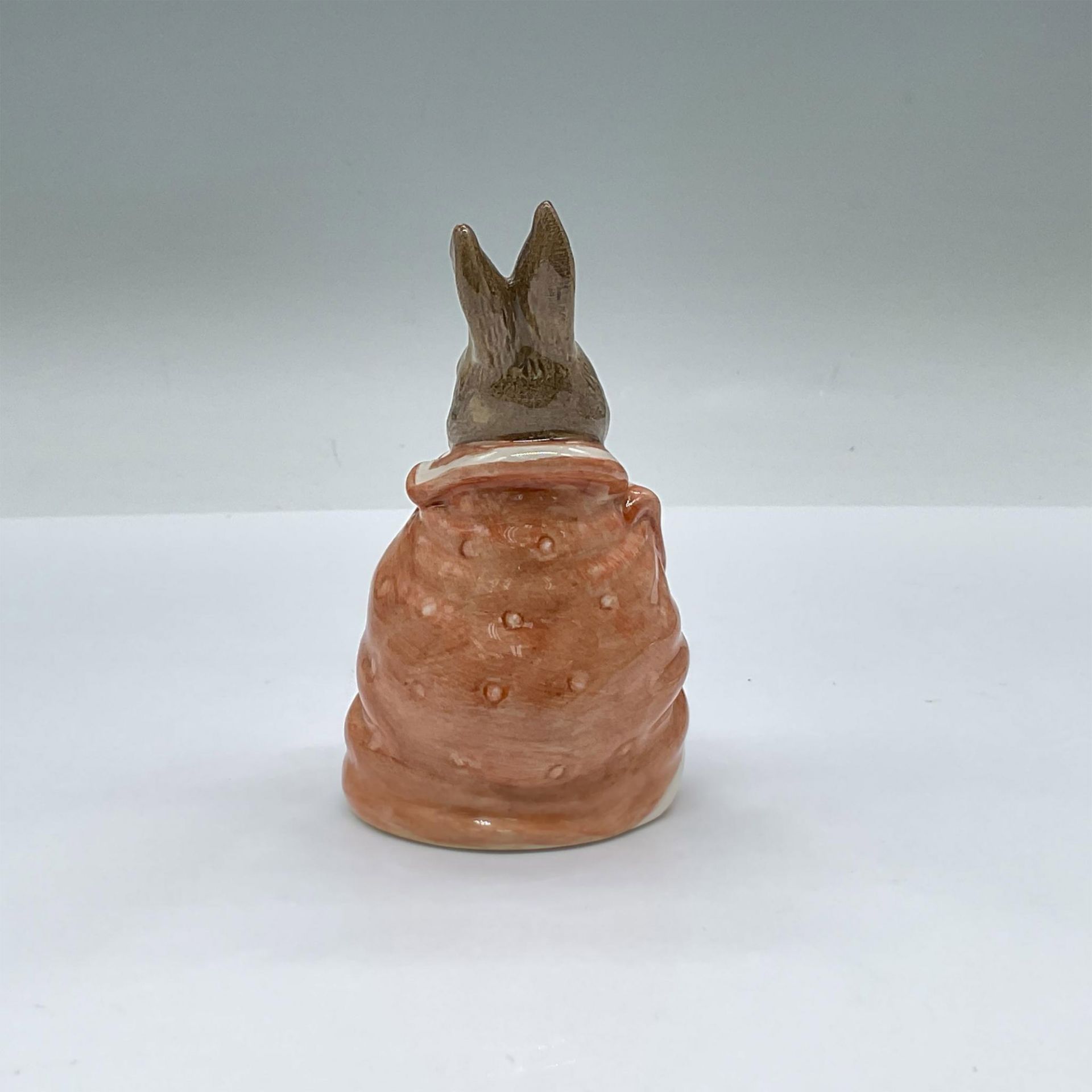 Royal Albert Beatrix Potter Figurine, Poorly Peter Rabbit - Bild 2 aus 3