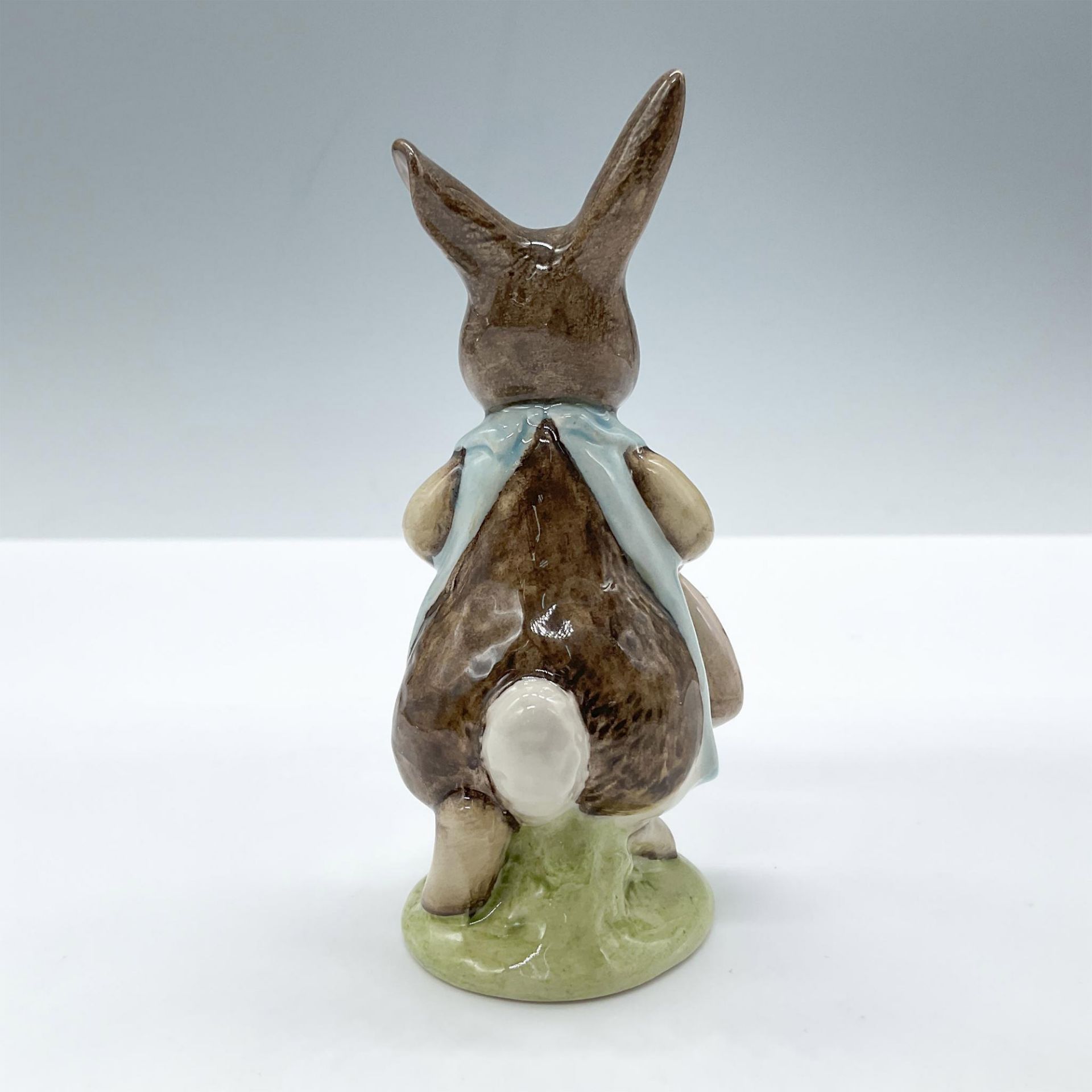 Royal Albert Beatrix Potter Figurine, Mrs Flopsy Bunny - Bild 2 aus 4