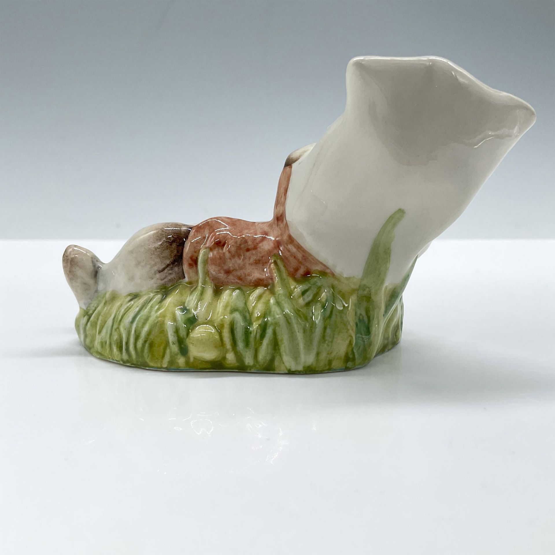Royal Albert Beatrix Potter Figurine, Benjamin Bunny Wakes Up - Bild 2 aus 3