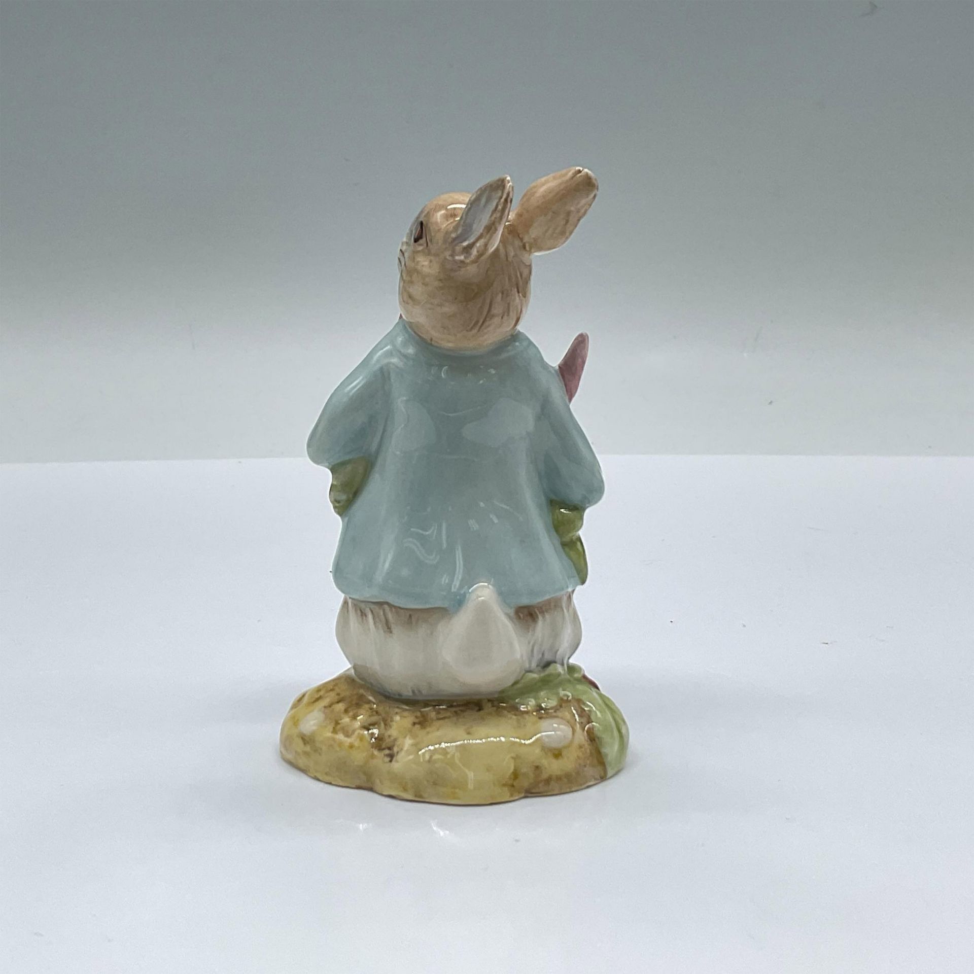 Royal Albert Beatrix Potter Figurine, Peter Ate a Radish - Bild 2 aus 3