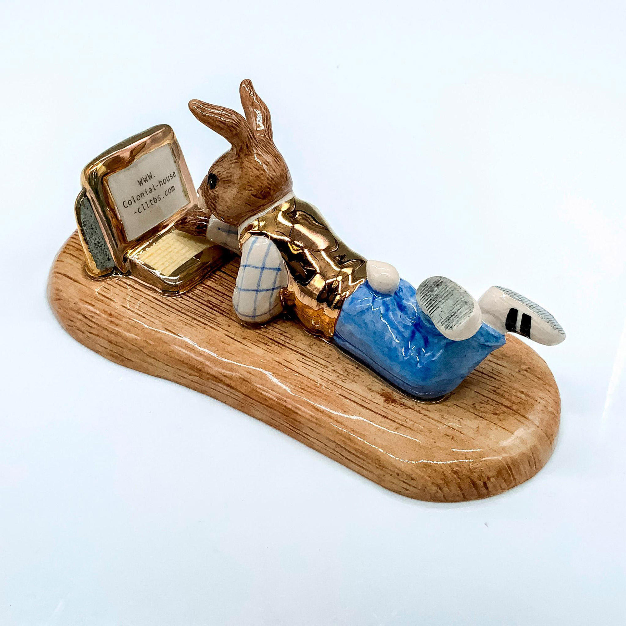 Royal Doulton Bunnykins Figurine, LE Gold Issue On Line DB238 - Image 3 of 5