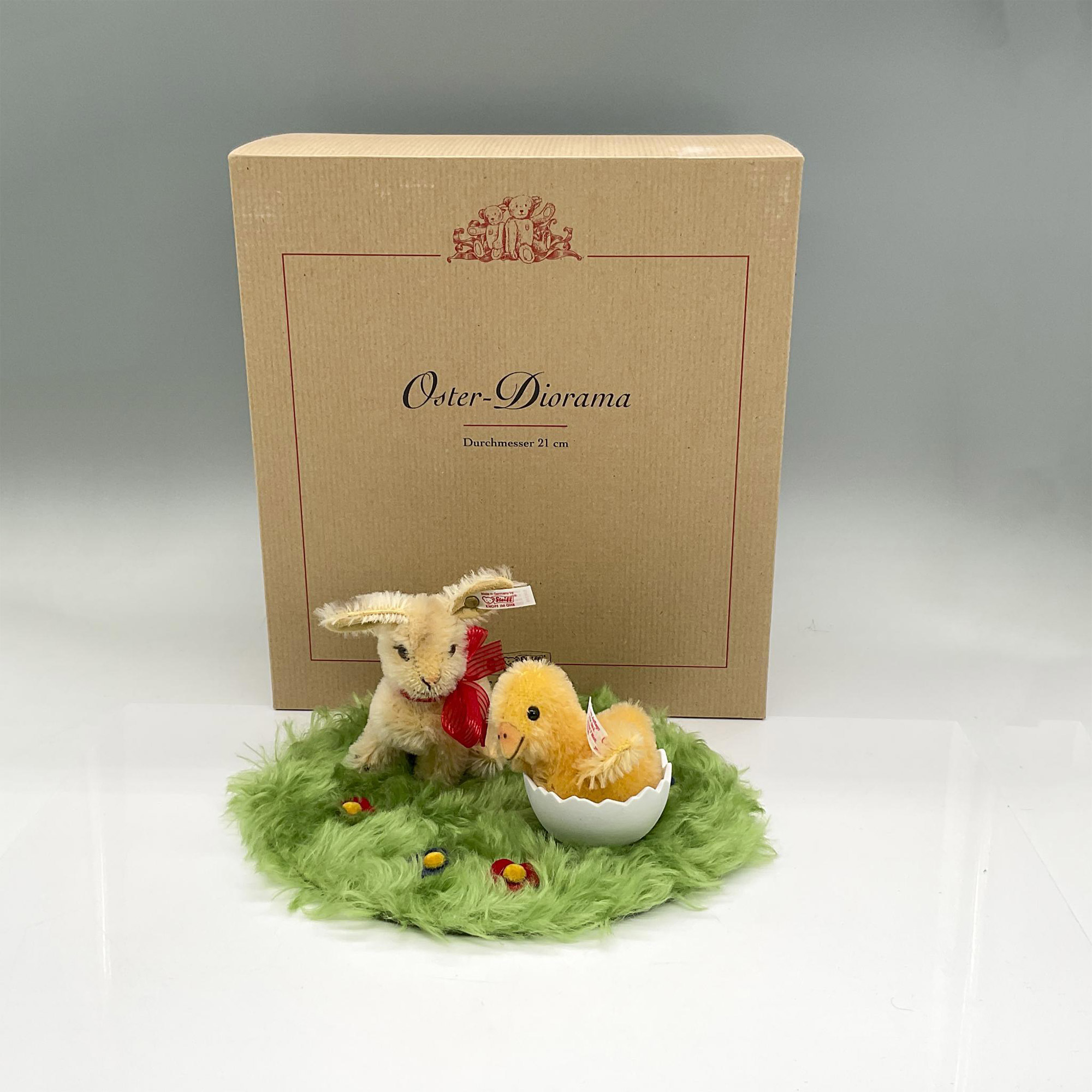 Steiff Mohair Figures, Easter Diorama of Bunny and Chick - Image 5 of 5