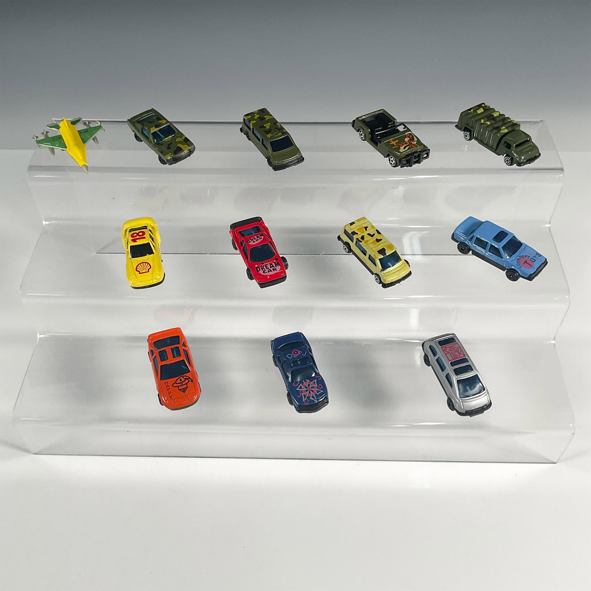 12pc Toy Vehicle Collection - Image 3 of 4