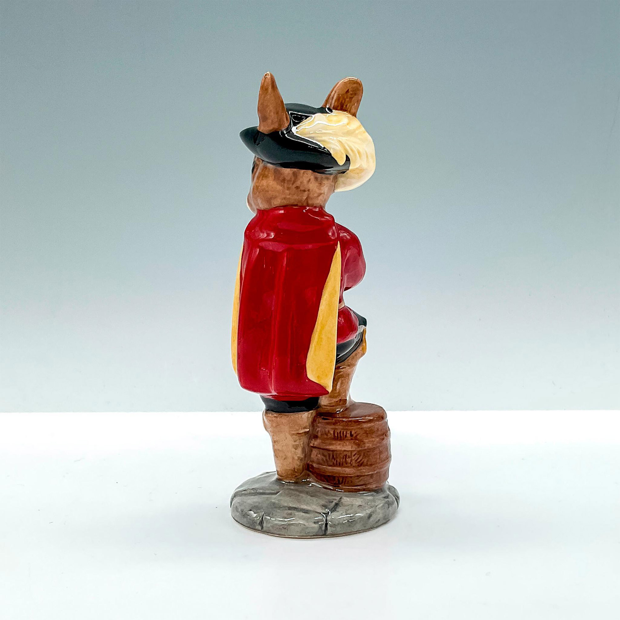 Royal Doulton Bunnykins Figurine, Cavalier Bunnykins DB179 - Image 2 of 4
