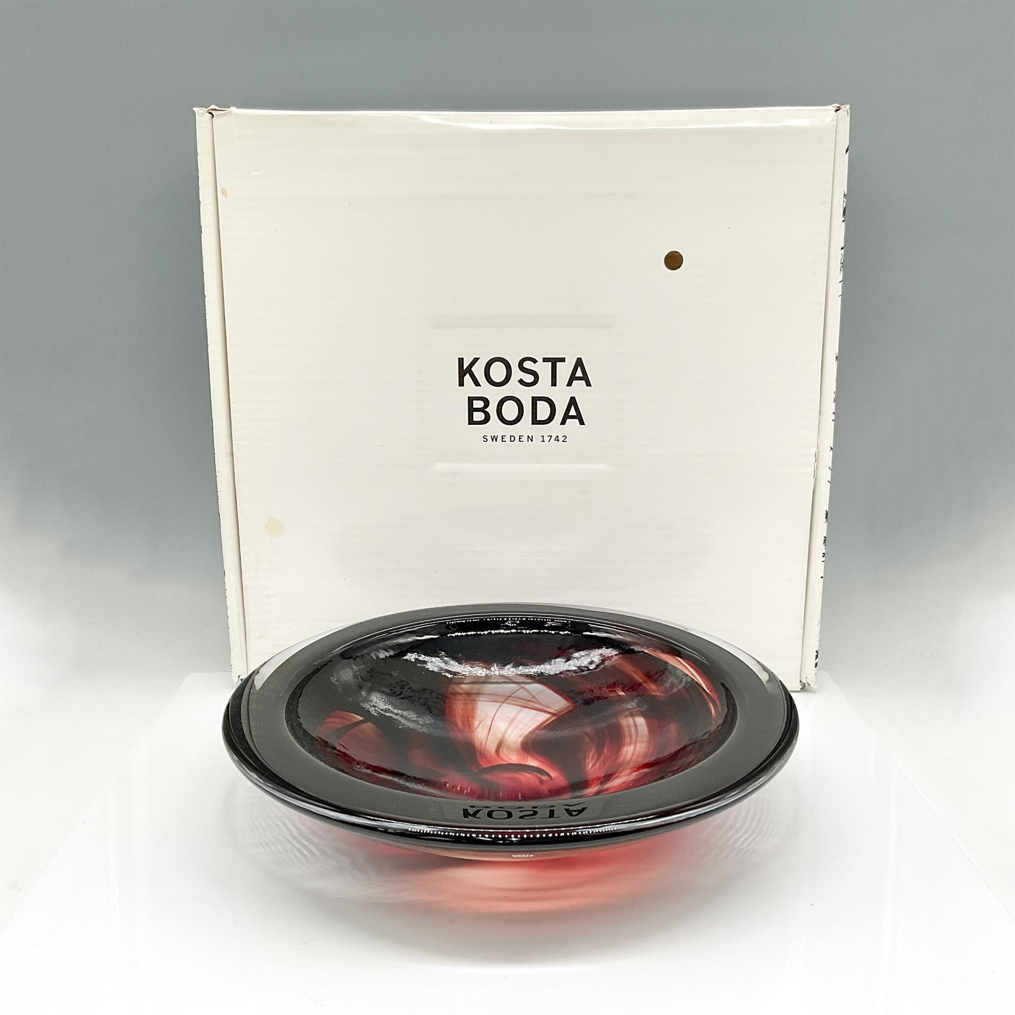 Anna Ehrner for Kosta Boda Atoll Centerpiece Bowl - Image 4 of 4
