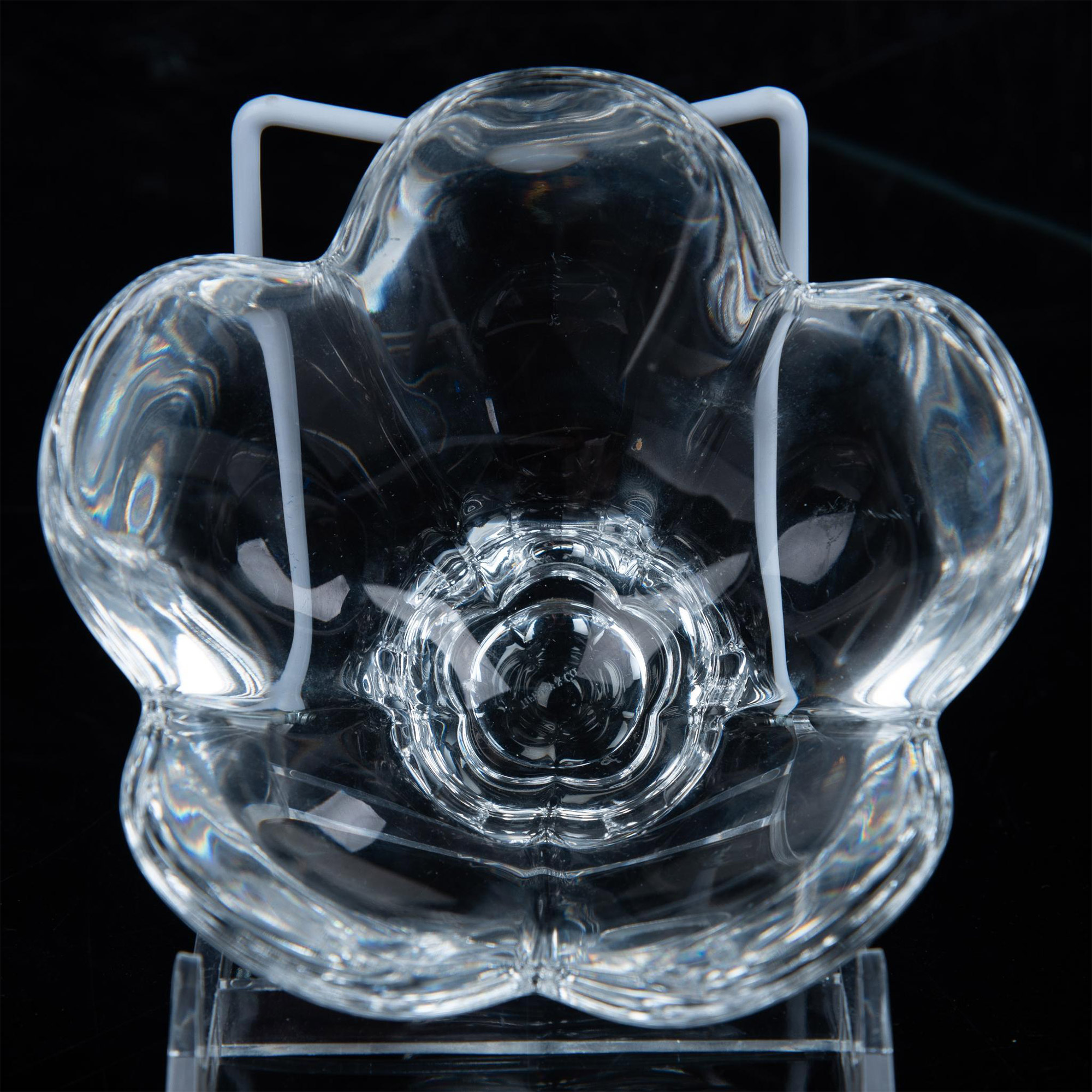 Tiffany & Co, Small Crystal Bowl, Lotus Flower - Image 4 of 4