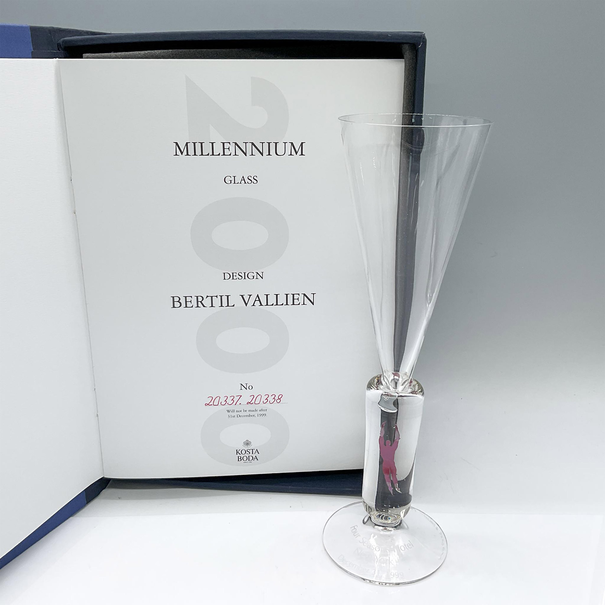 Pair of Kosta Boda Champagne Glasses, MM Millennium - Image 3 of 5