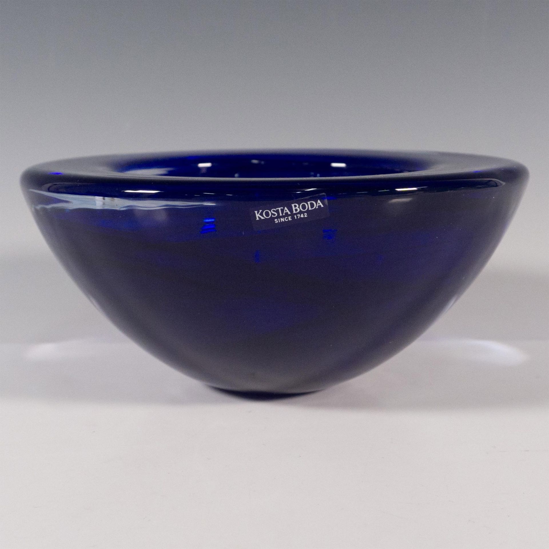 Kosta Boda by Anna Ehrner Round Glass Bowl, Atoll